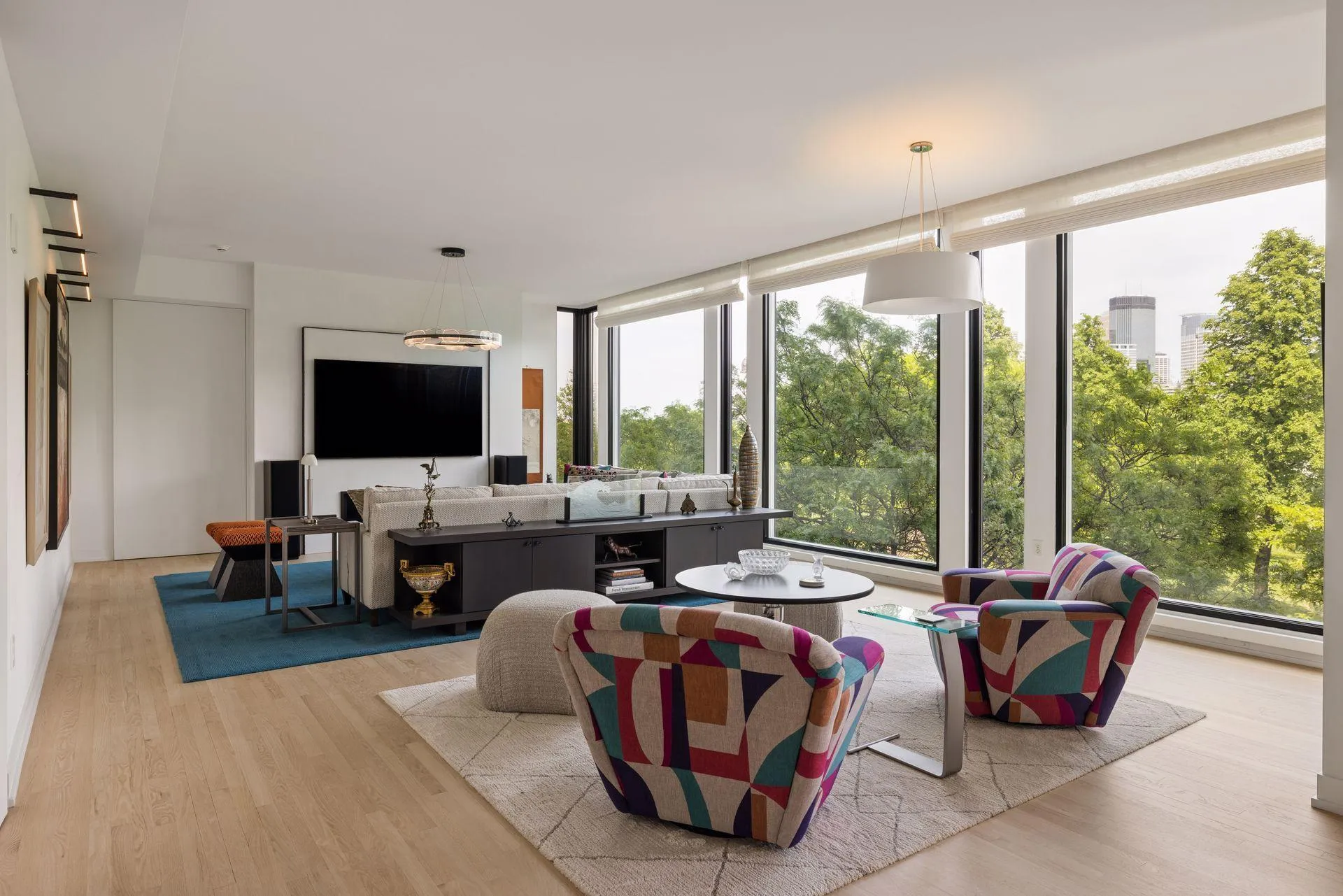 Photo 7 of 301 Kenwood Parkway Unit 302