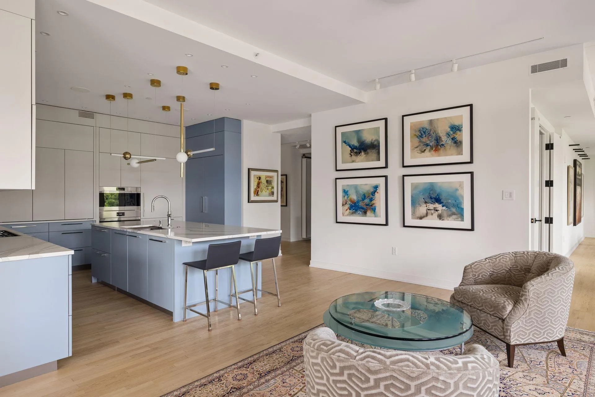 Photo 9 of 301 Kenwood Parkway Unit 302