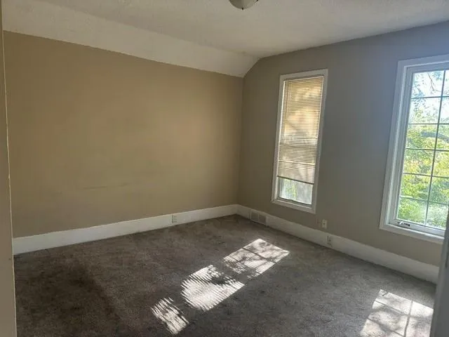 Photo 9 of 929 6th E Street