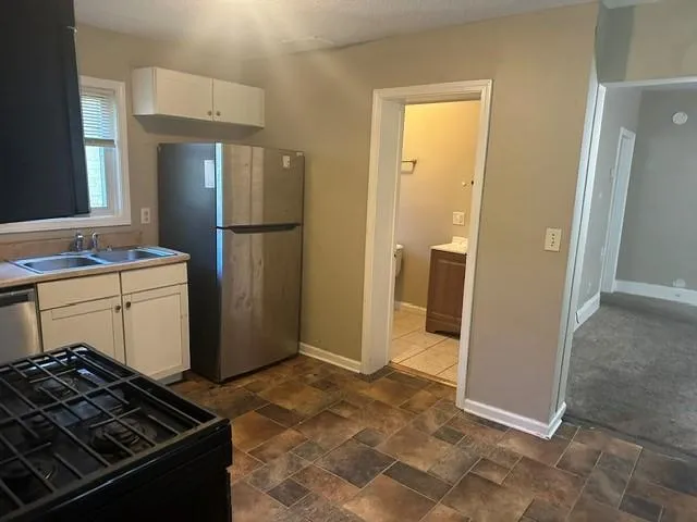 Photo 7 of 929 6th E Street