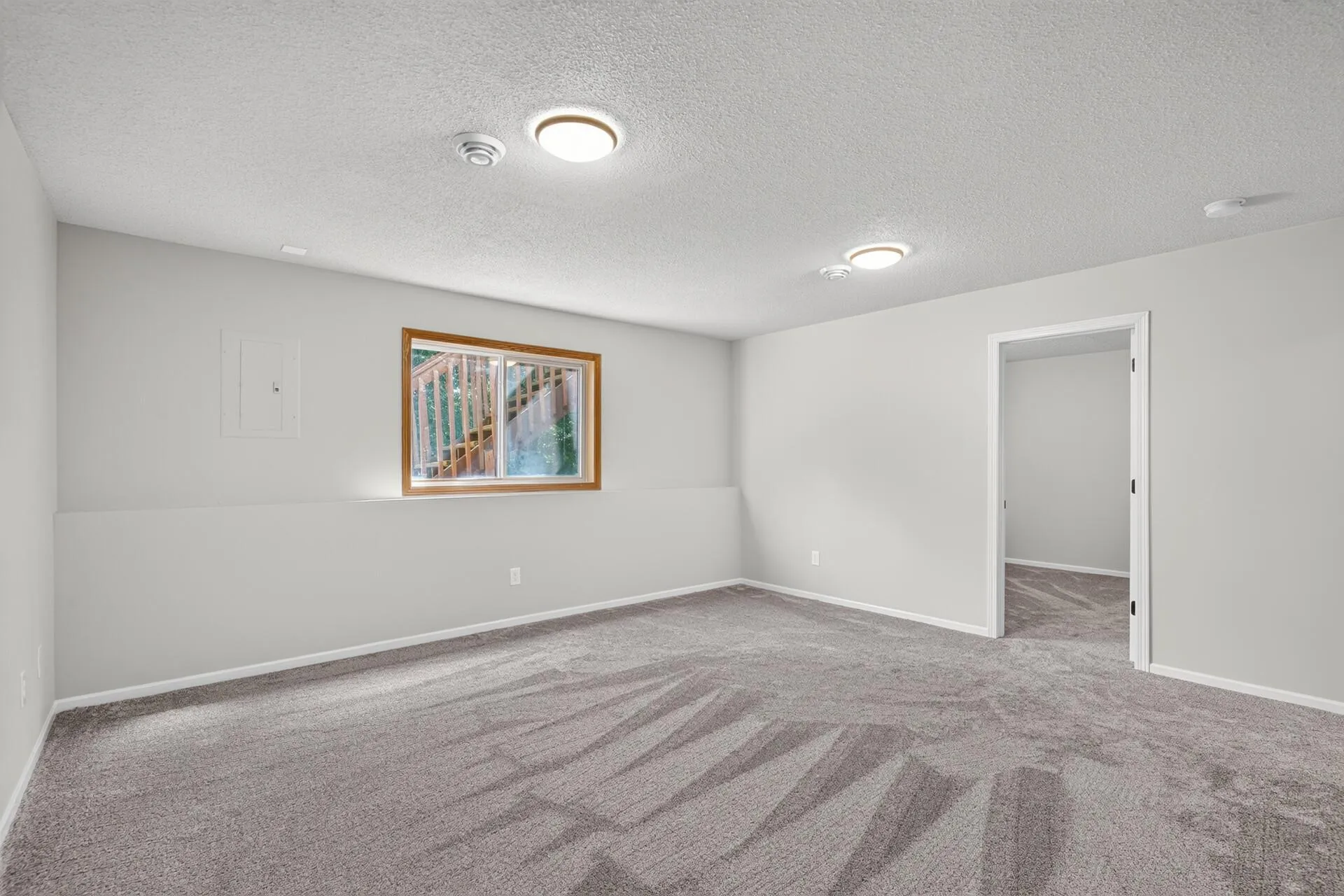 Photo 33 of 22413 Evergreen Circle