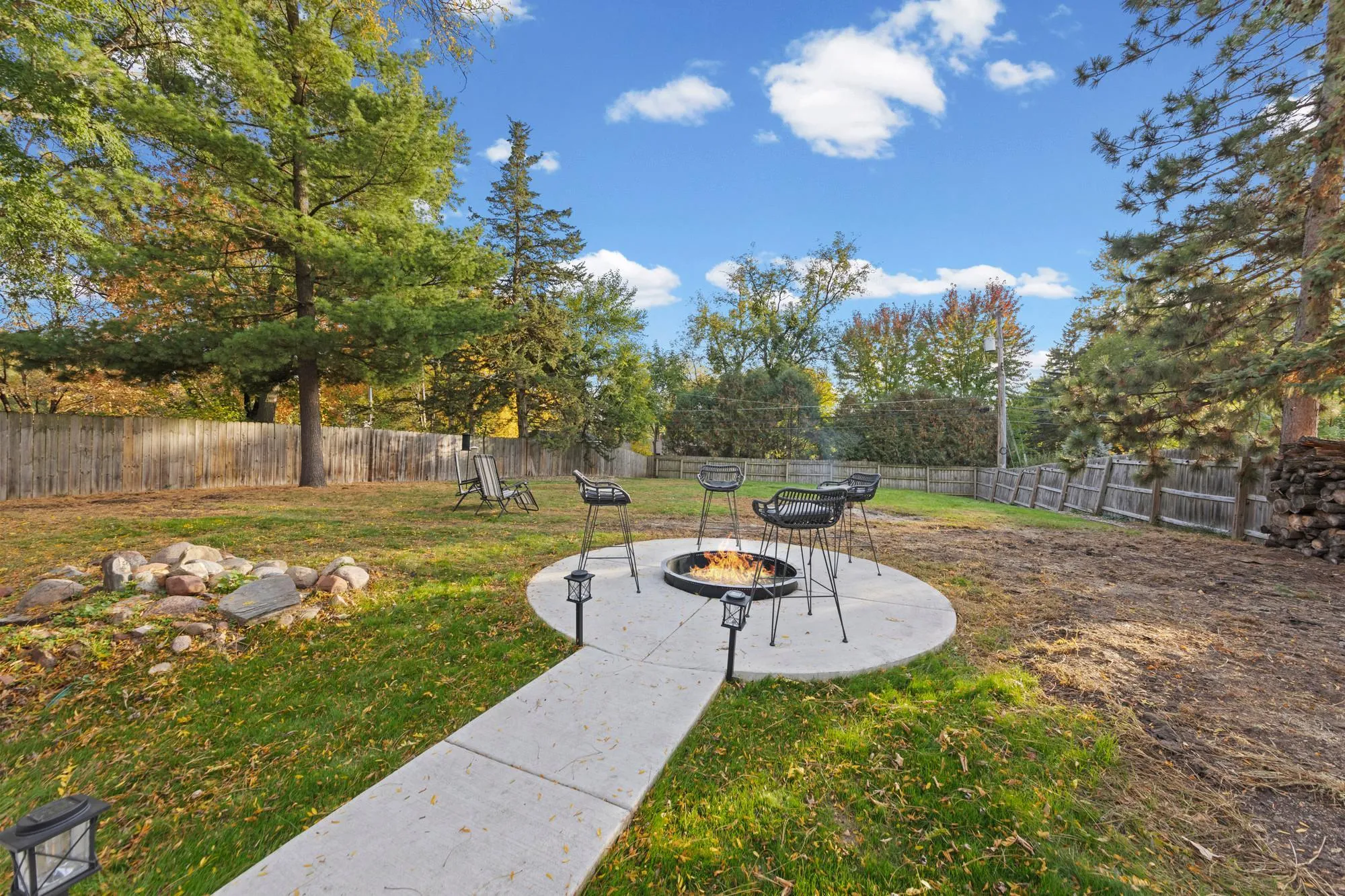Photo 42 of 4625 Oxborough Lane