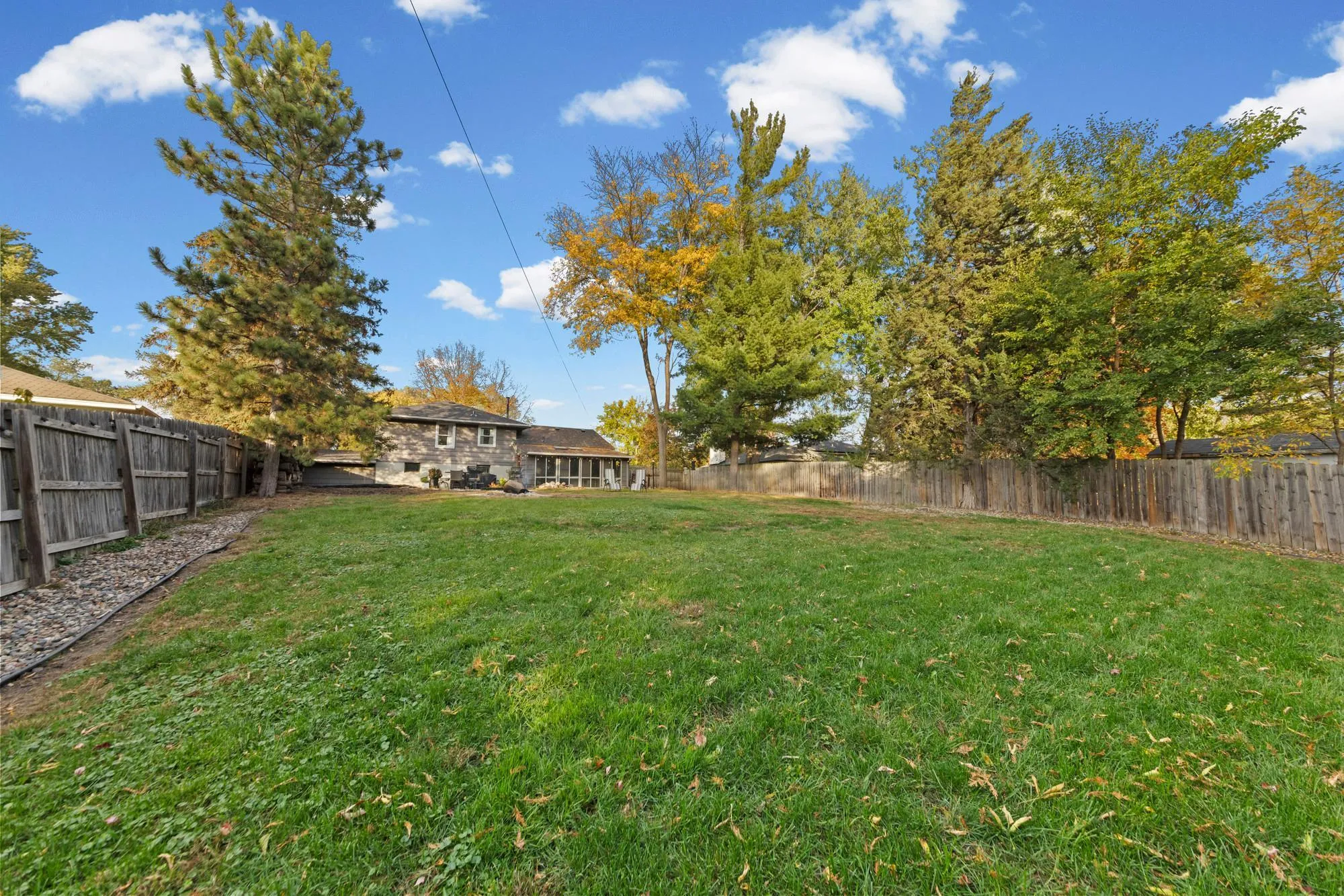 Photo 44 of 4625 Oxborough Lane