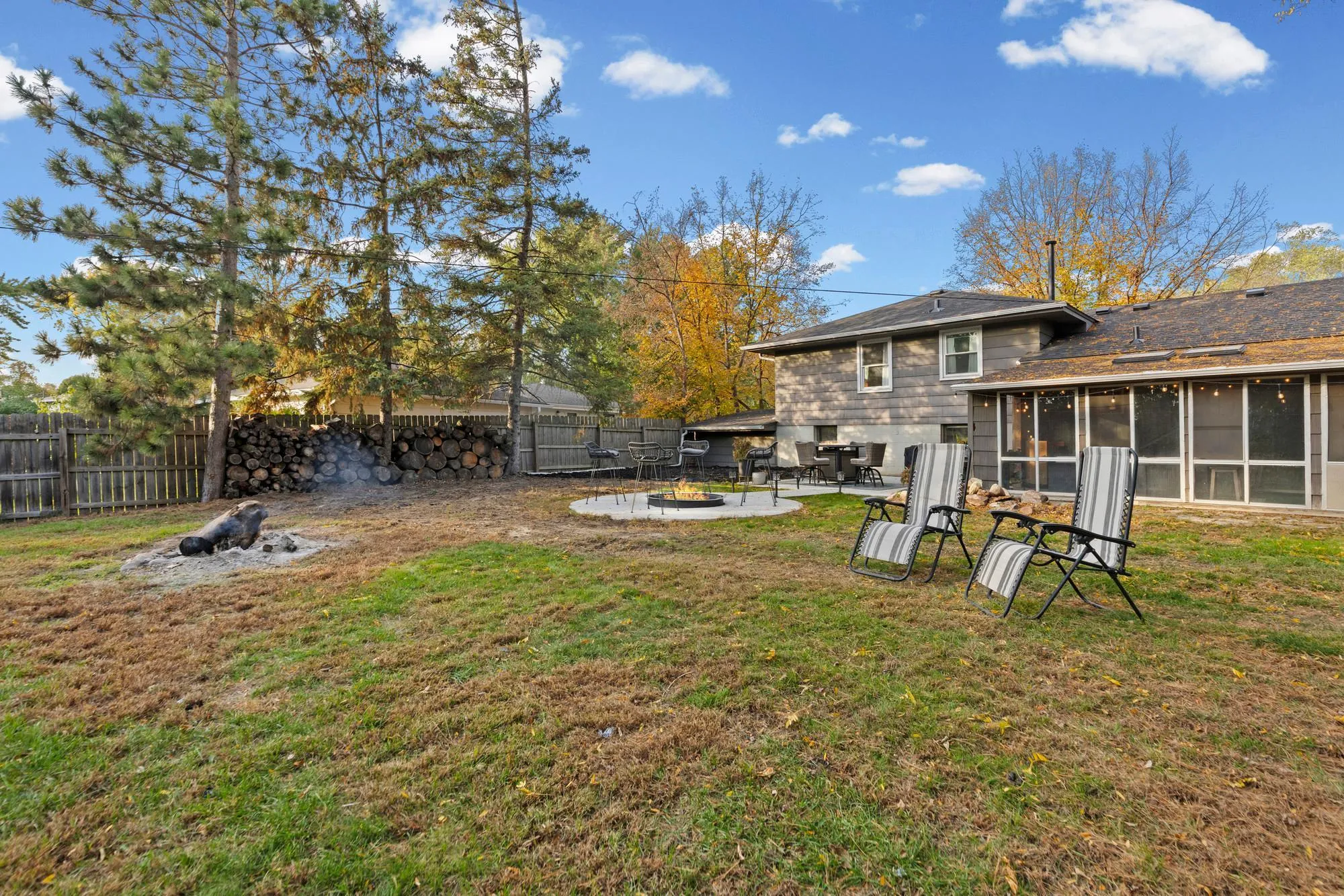 Photo 47 of 4625 Oxborough Lane