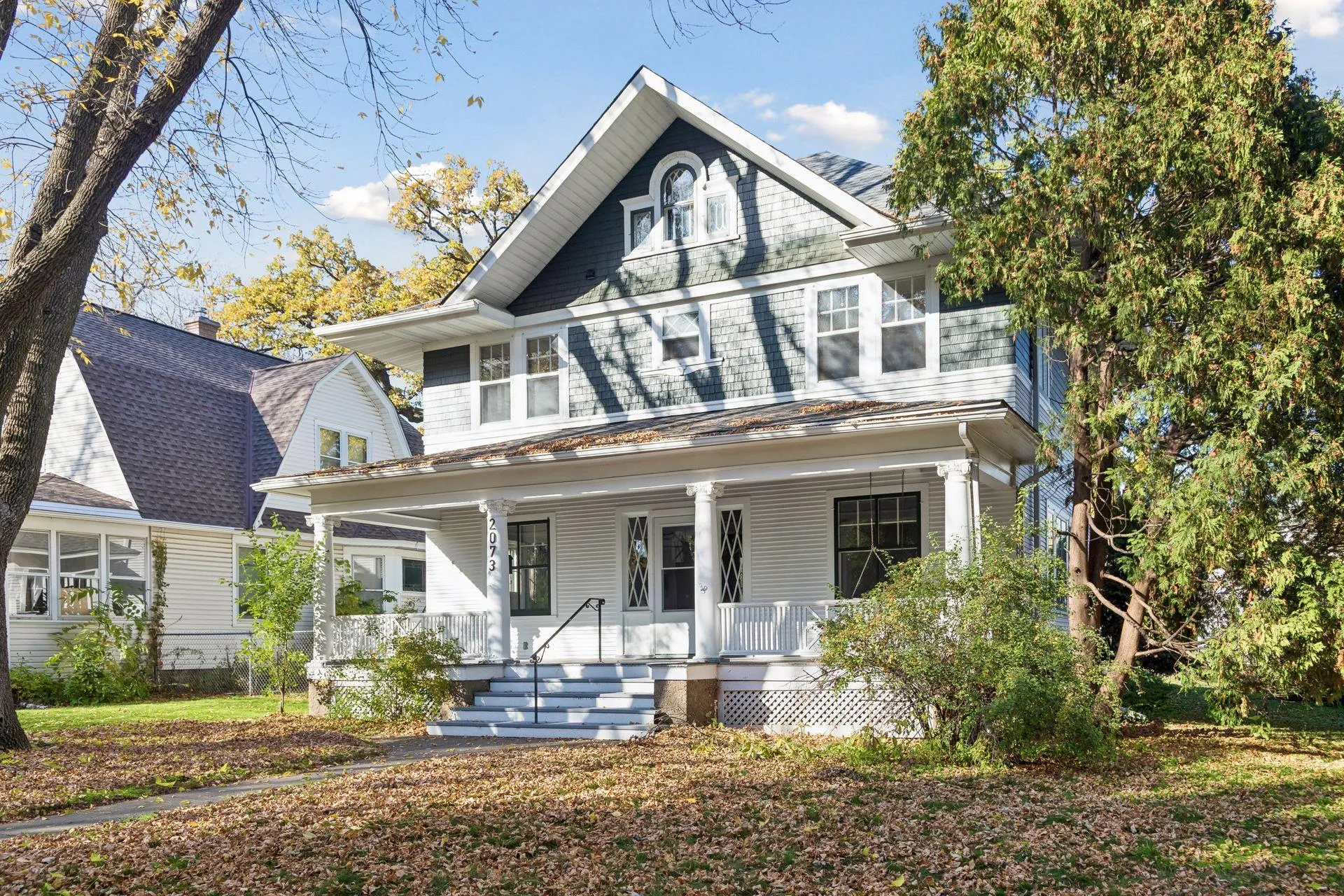 Photo 2 of 2073 Carroll Avenue