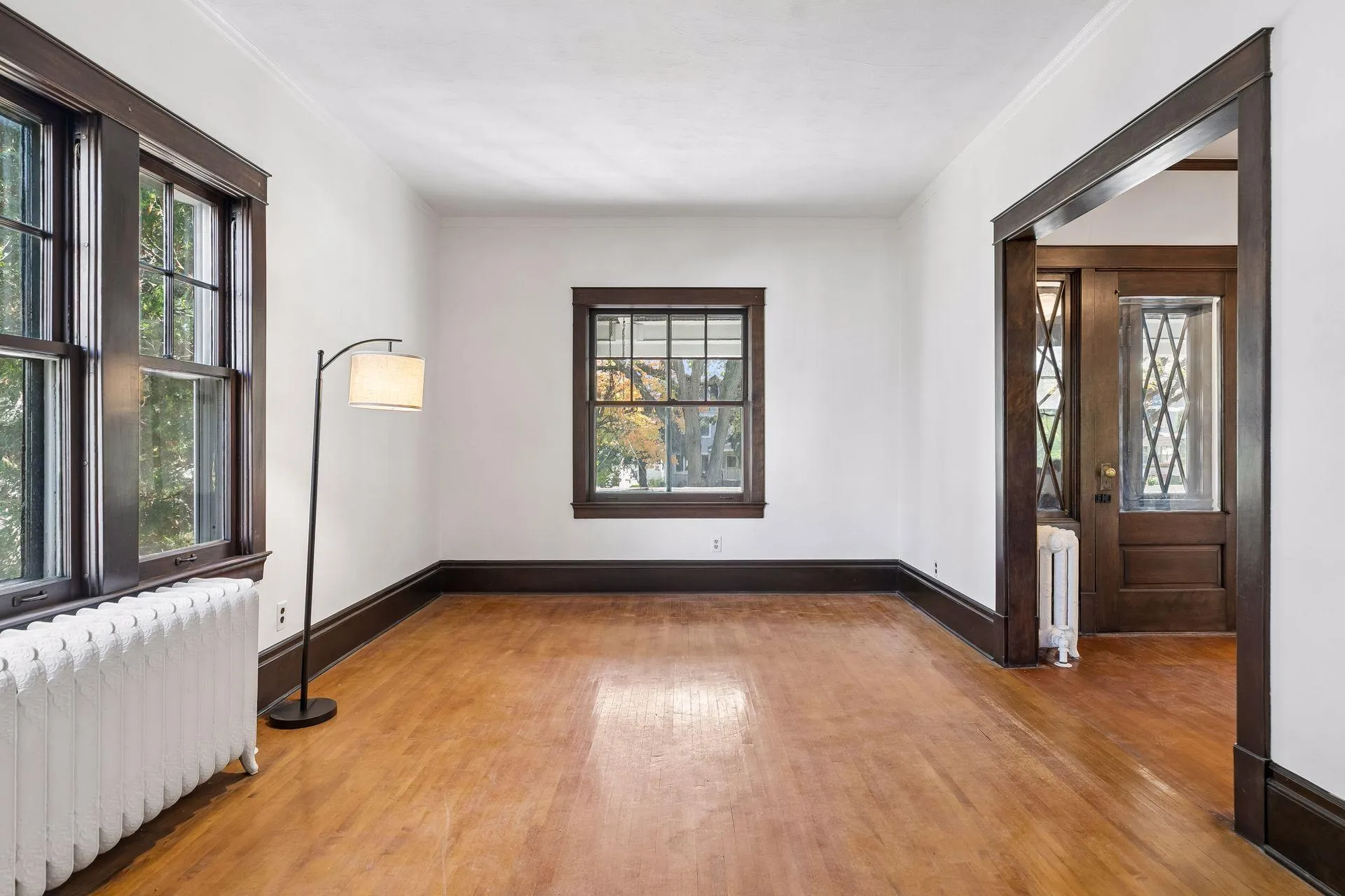 Photo 9 of 2073 Carroll Avenue
