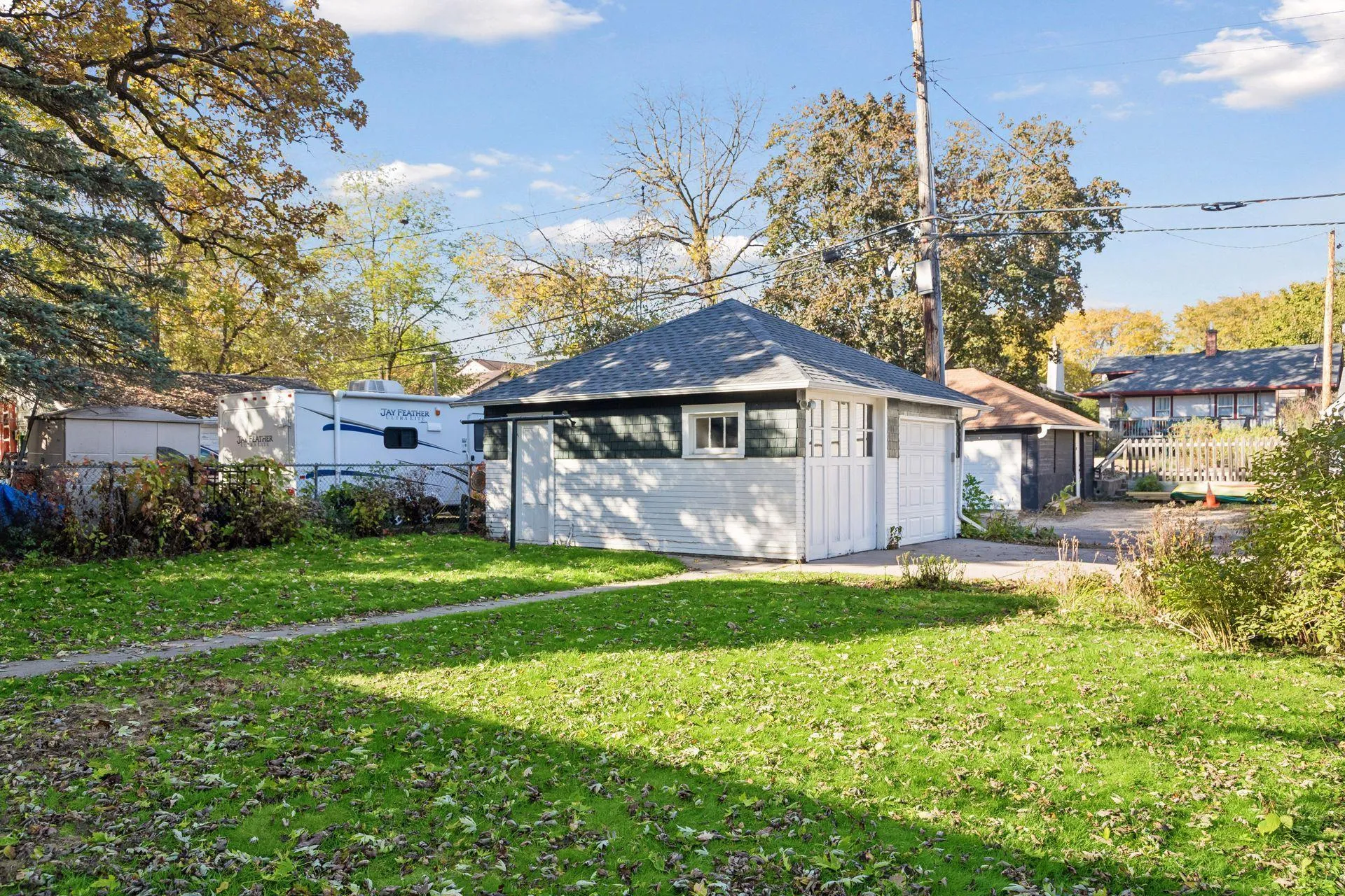 Photo 30 of 2073 Carroll Avenue