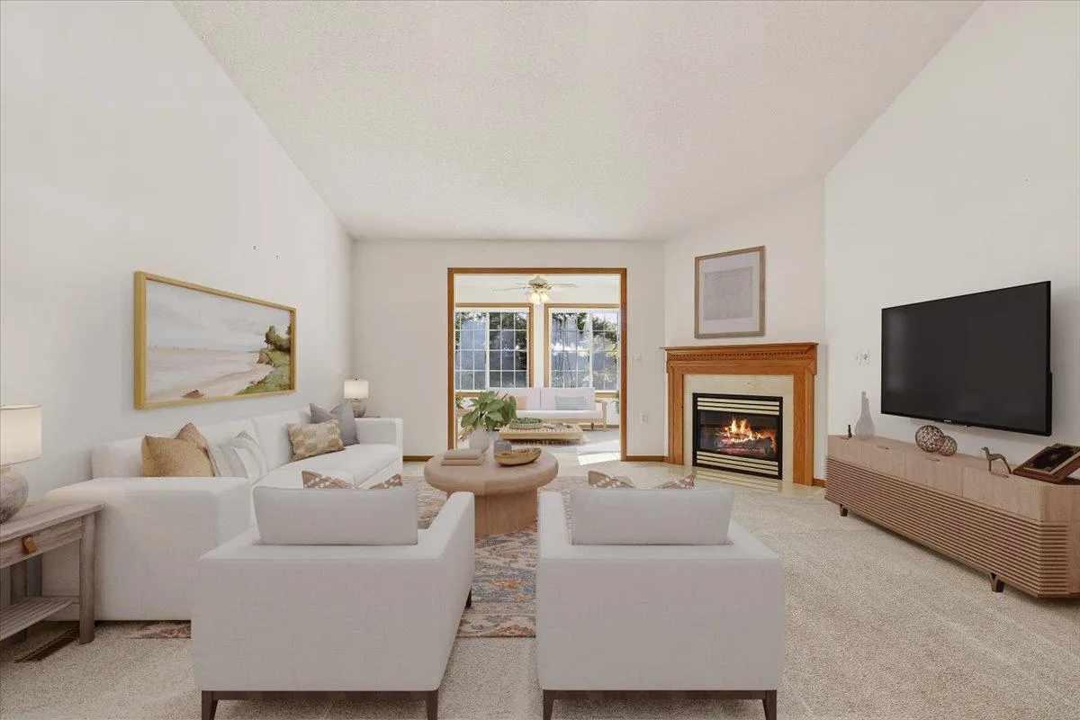 Photo 9 of 7987 Forest Boulevard Unit Unit F
