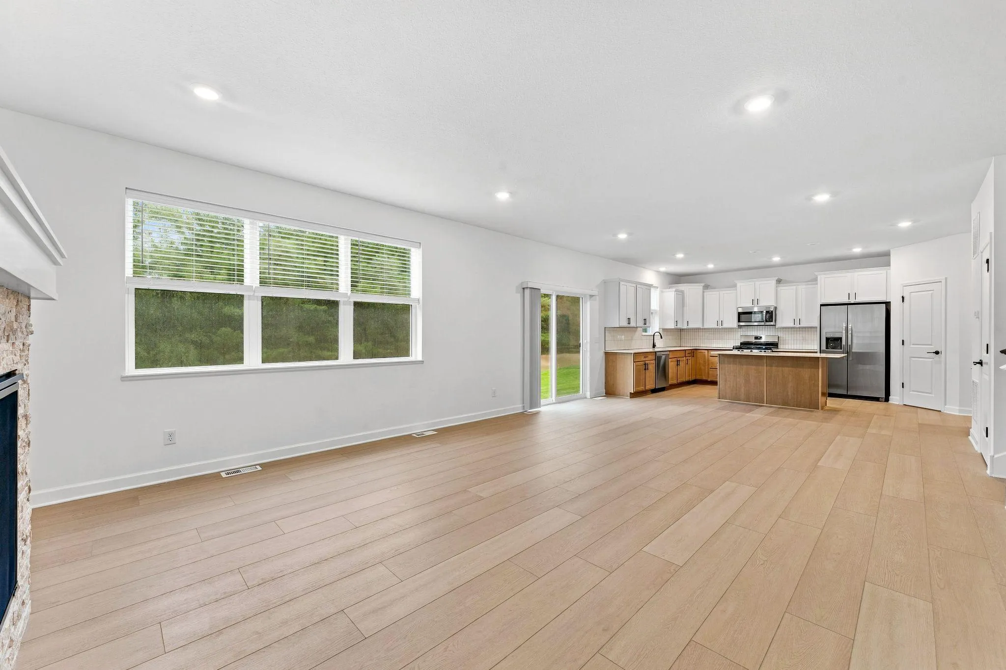 Photo 8 of 10927 Henslowe S Avenue