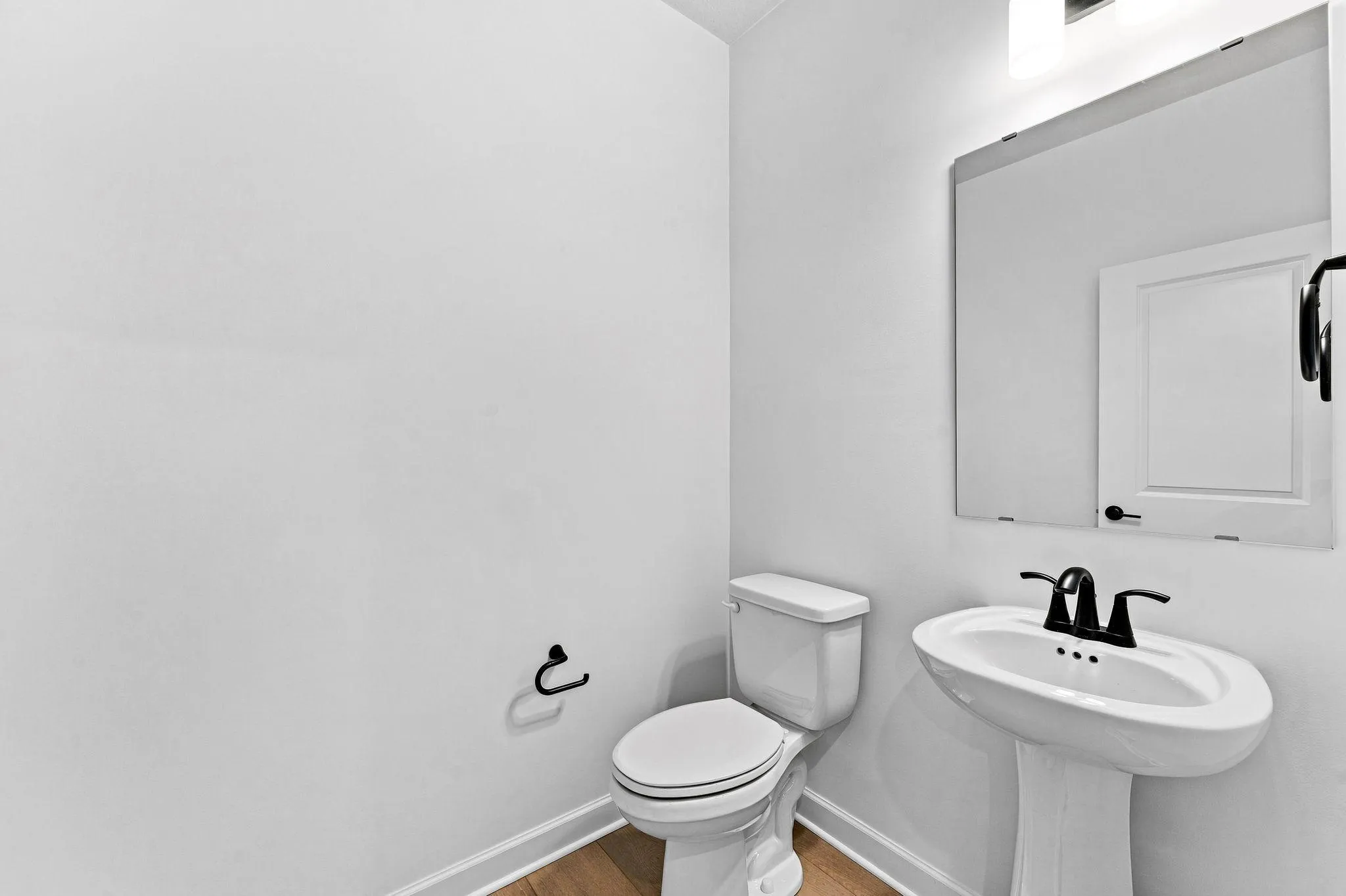 Photo 14 of 10927 Henslowe S Avenue