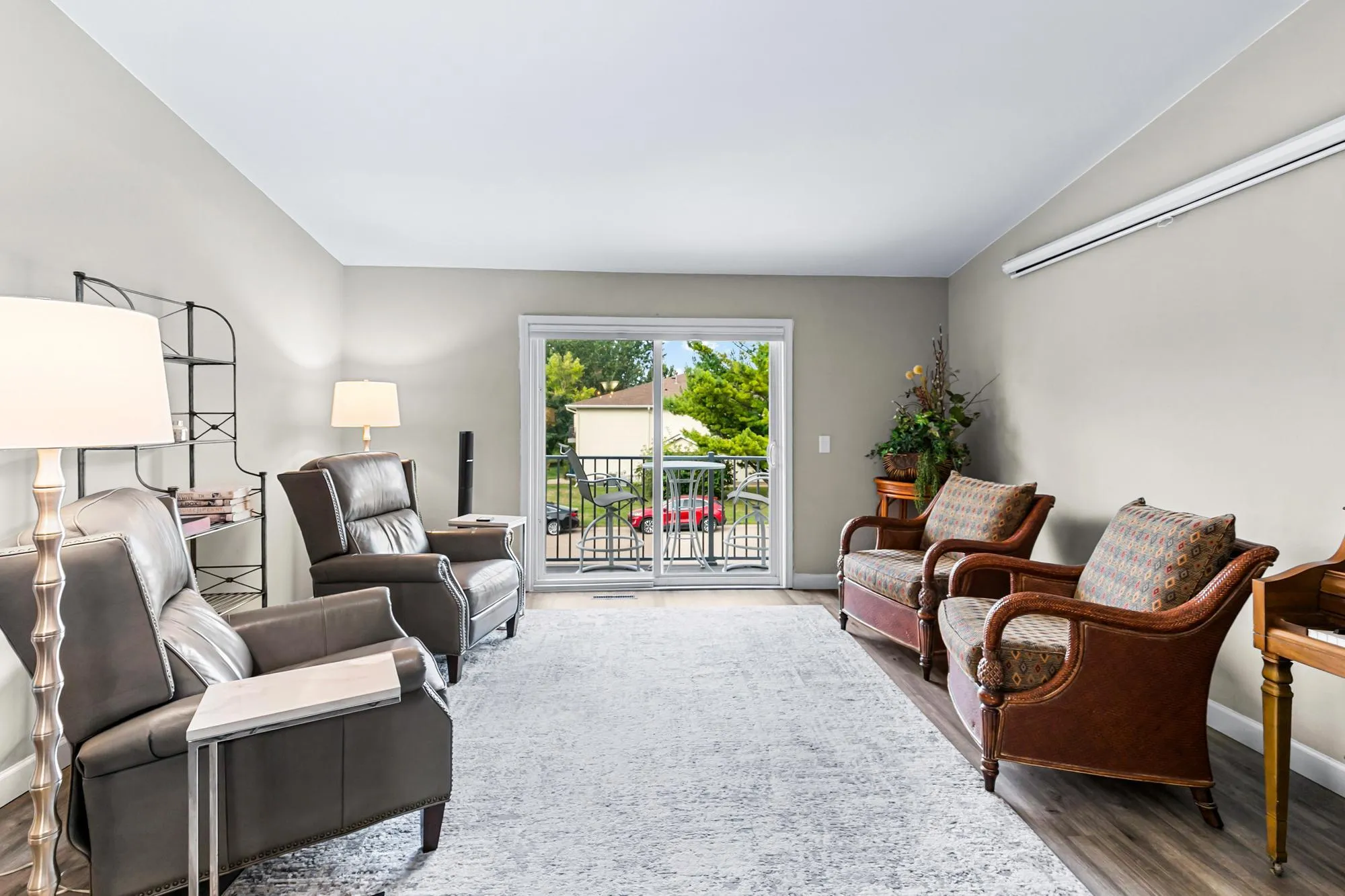 Photo 10 of 3290 Greenbrier Street Unit 3290c