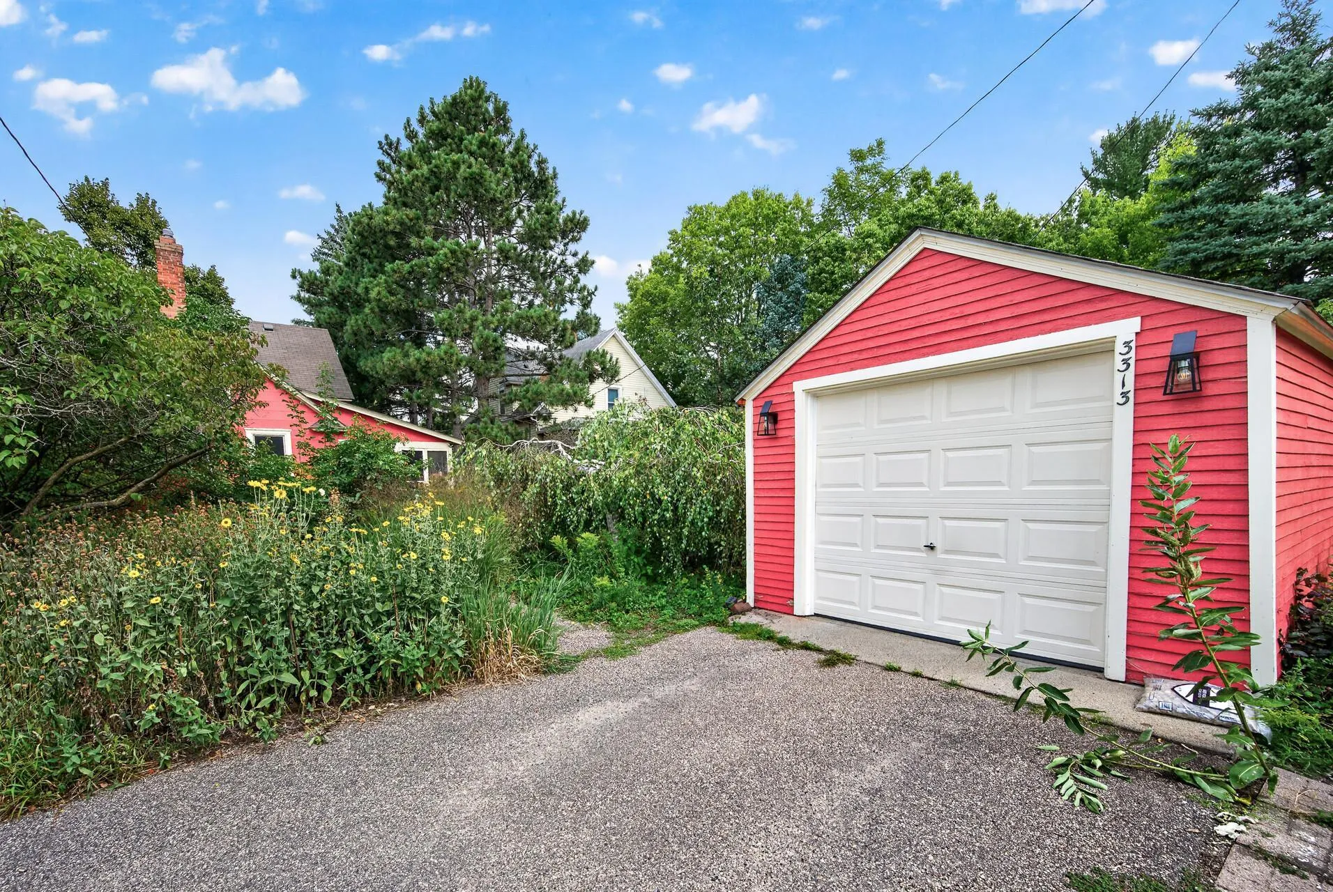 Photo 9 of 3313 E 26th Street