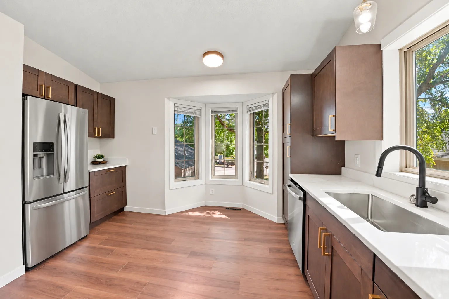 Photo 4 of 18214 Ironton Nw Street