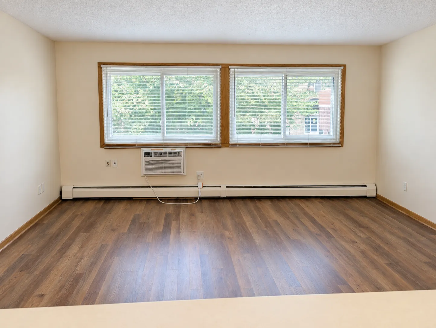 Photo 3 of 2630 Pleasant S Avenue Unit 206