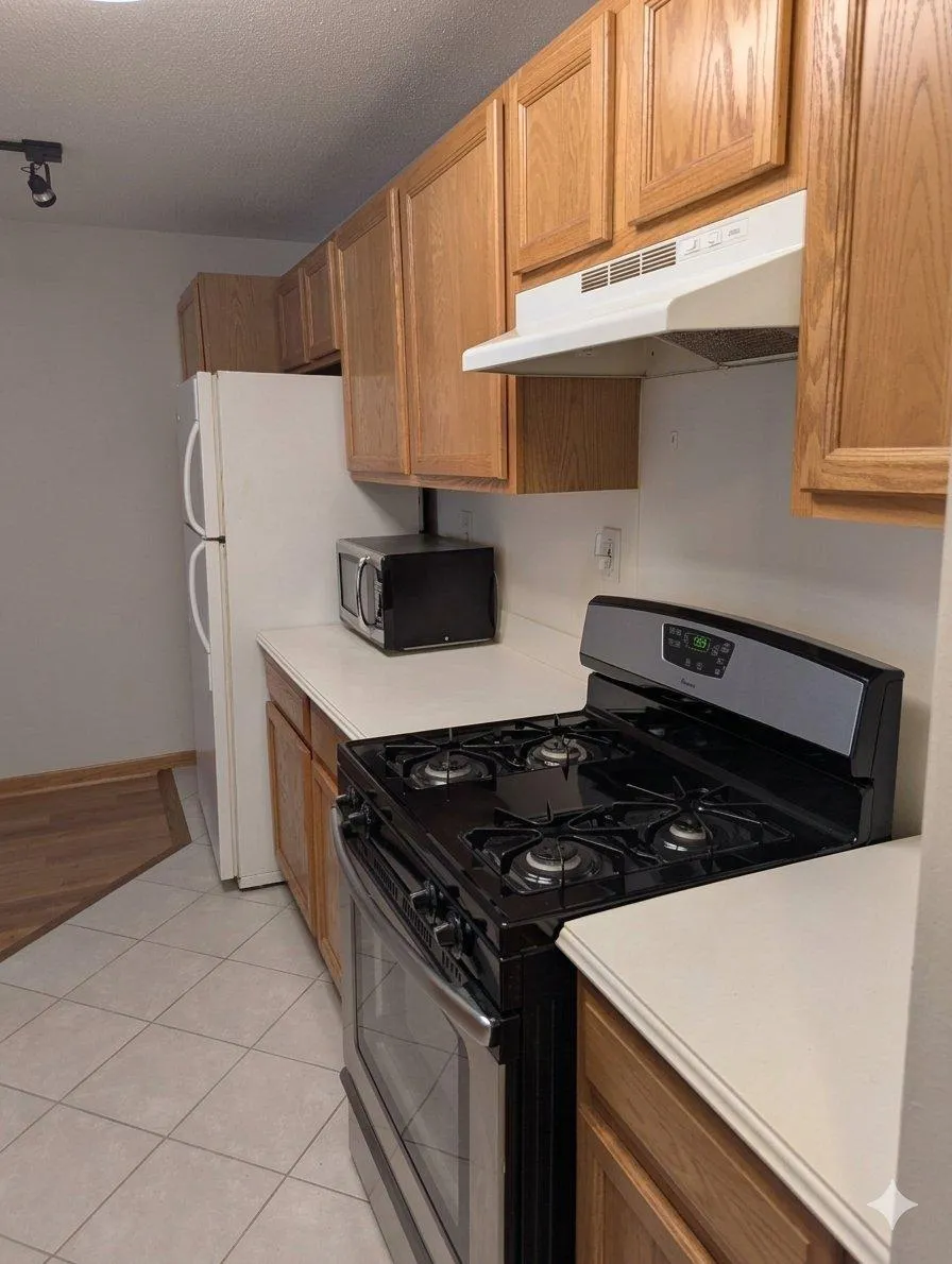 Photo 6 of 2630 Pleasant S Avenue Unit 206