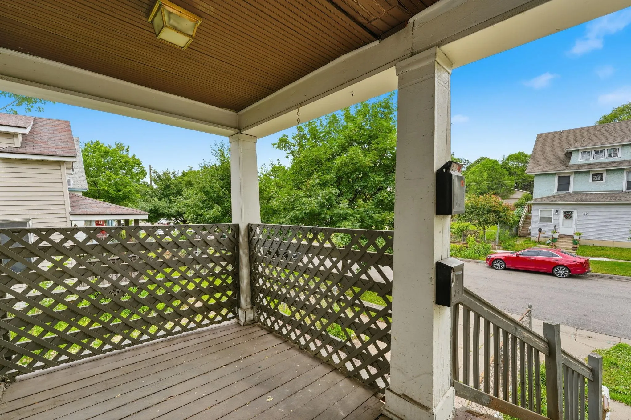Photo 53 of 733 Bradley Street