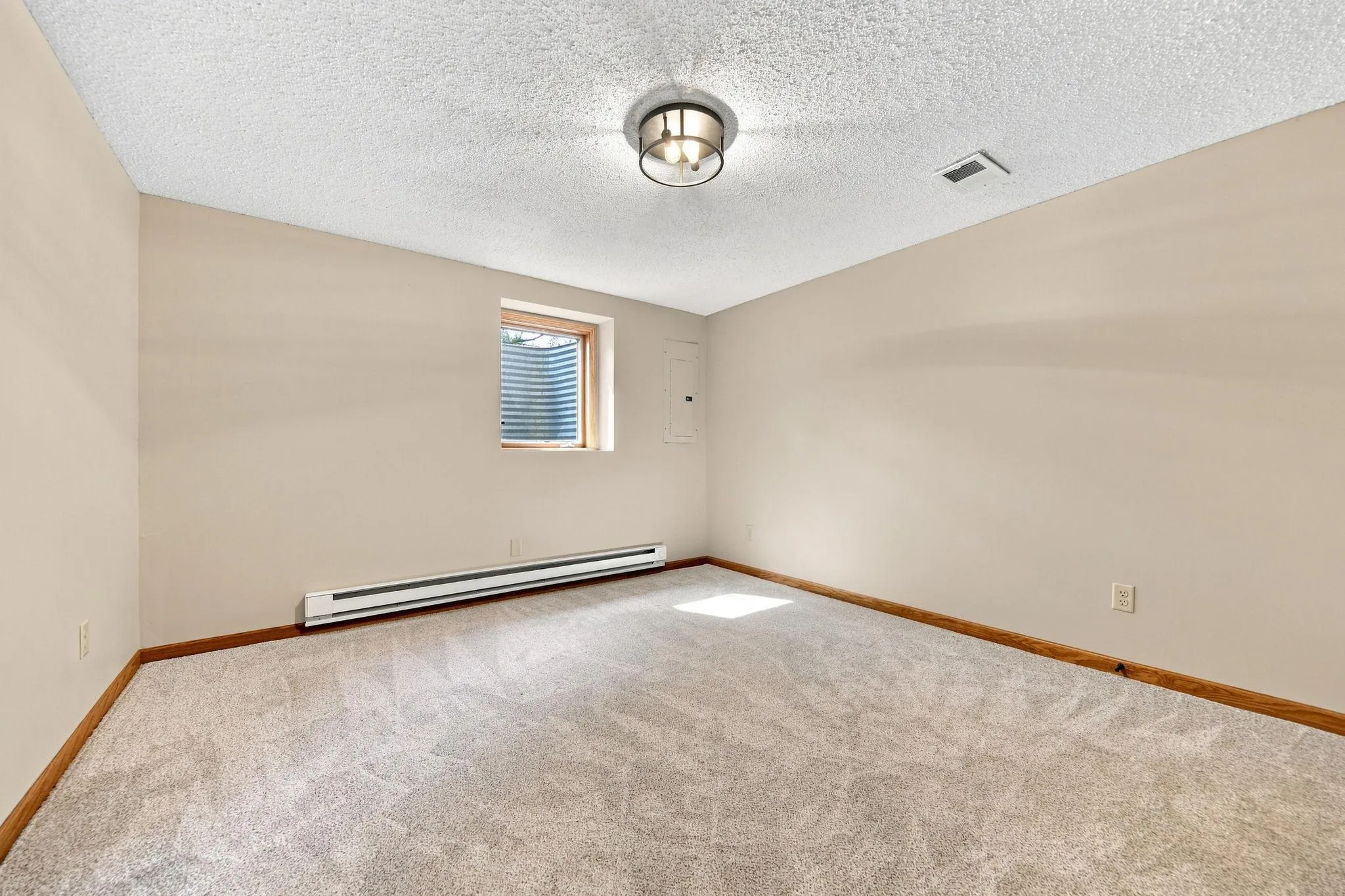 Photo 20 of 9081 13th Ne Street
