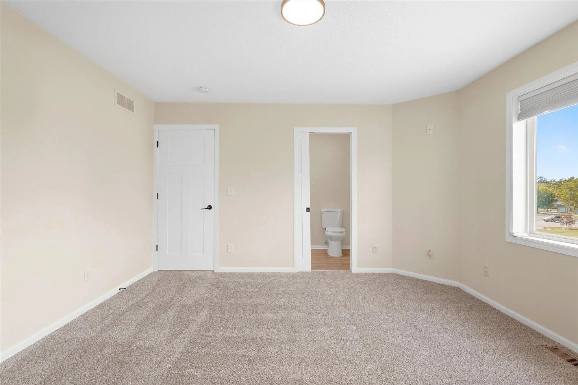 Photo 18 of 1790 4th Avenue