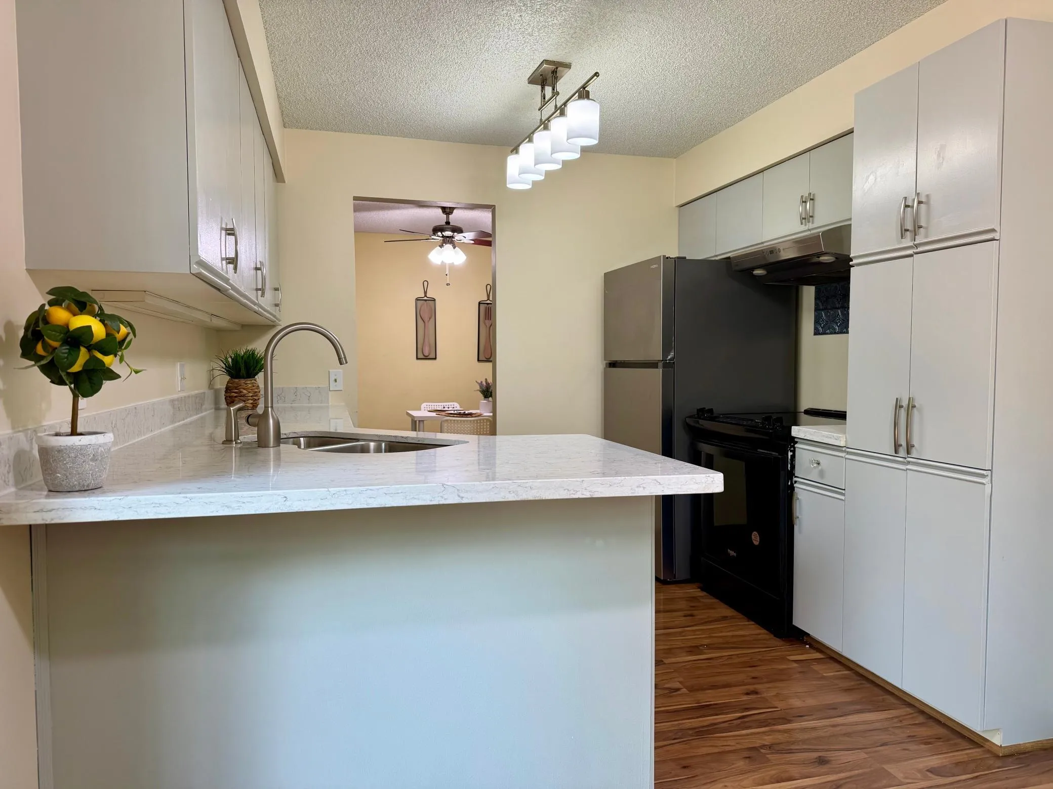 Photo 11 of 7 Crusader E Avenue Unit D