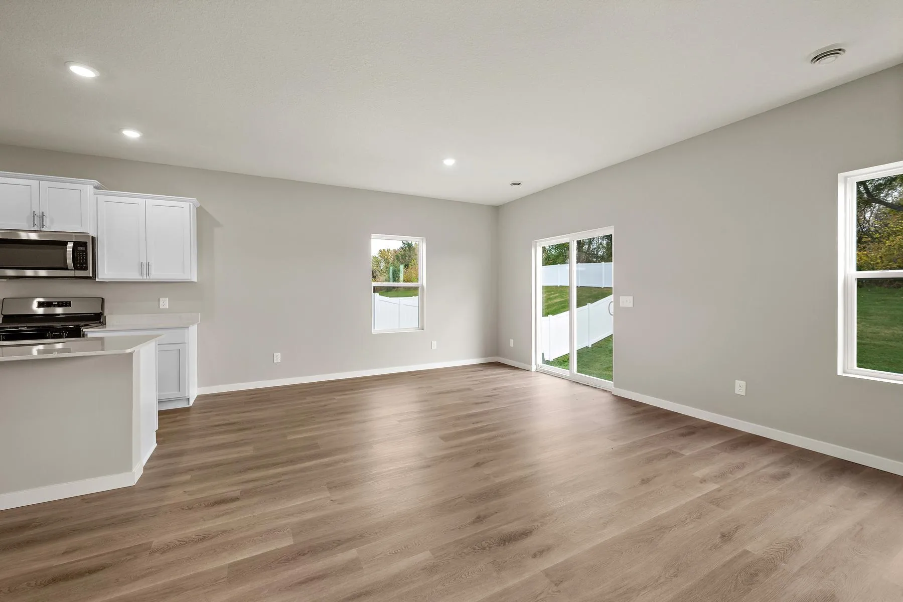 Photo 18 of 8472 Walnut Street