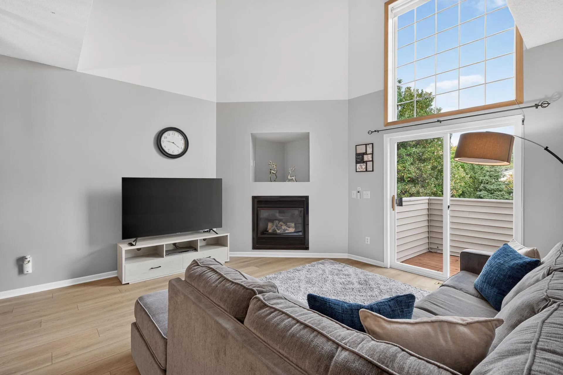 Photo 6 of 17679 Hackberry Court
