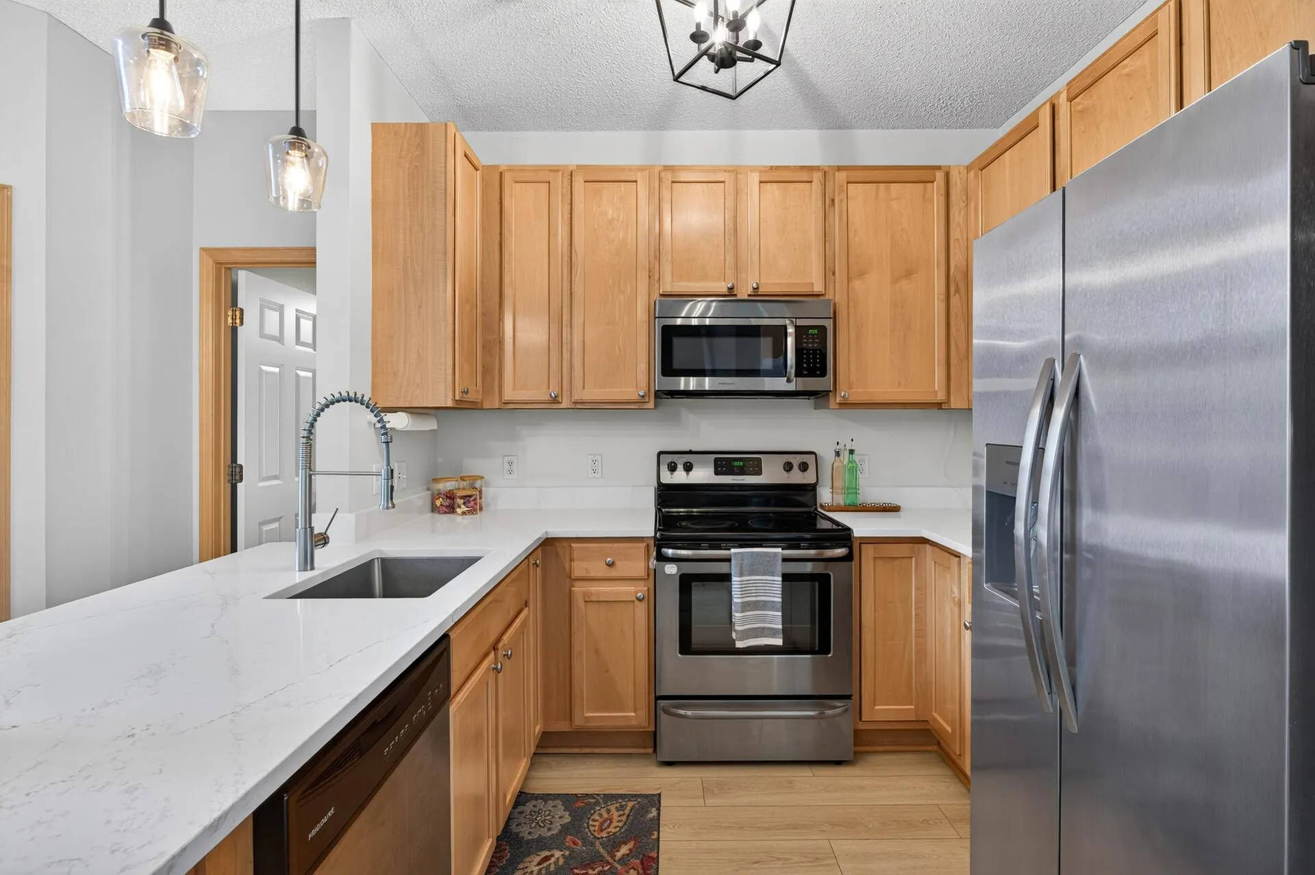 Photo 13 of 17679 Hackberry Court