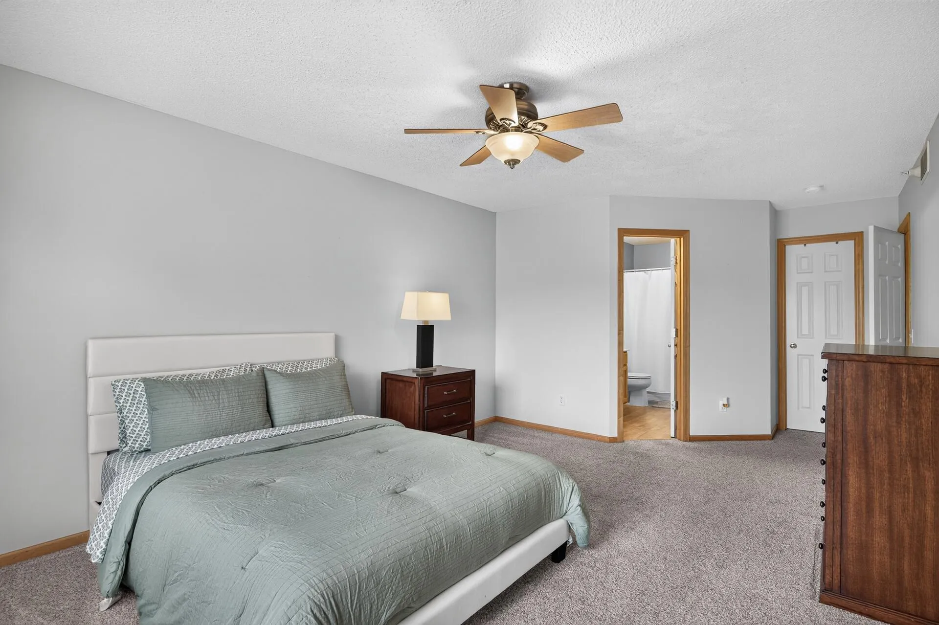 Photo 21 of 17679 Hackberry Court