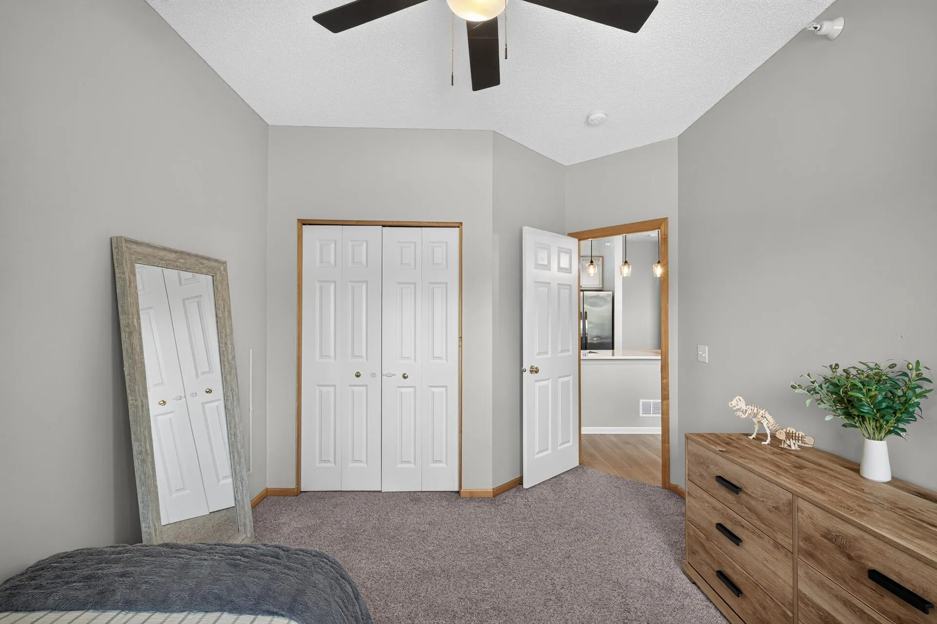 Photo 15 of 17679 Hackberry Court