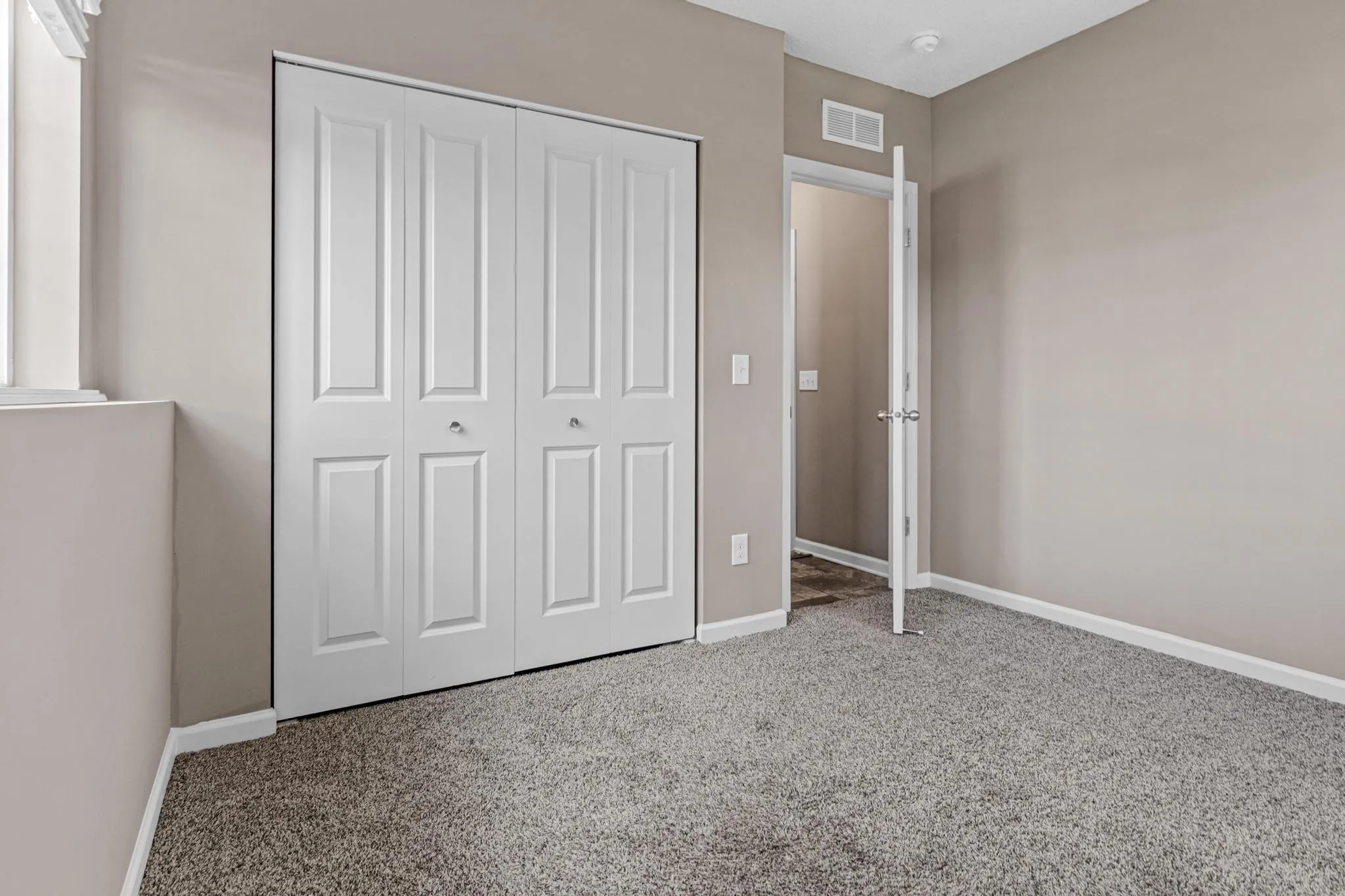 Photo 15 of 7561 Woods Edge Boulevard