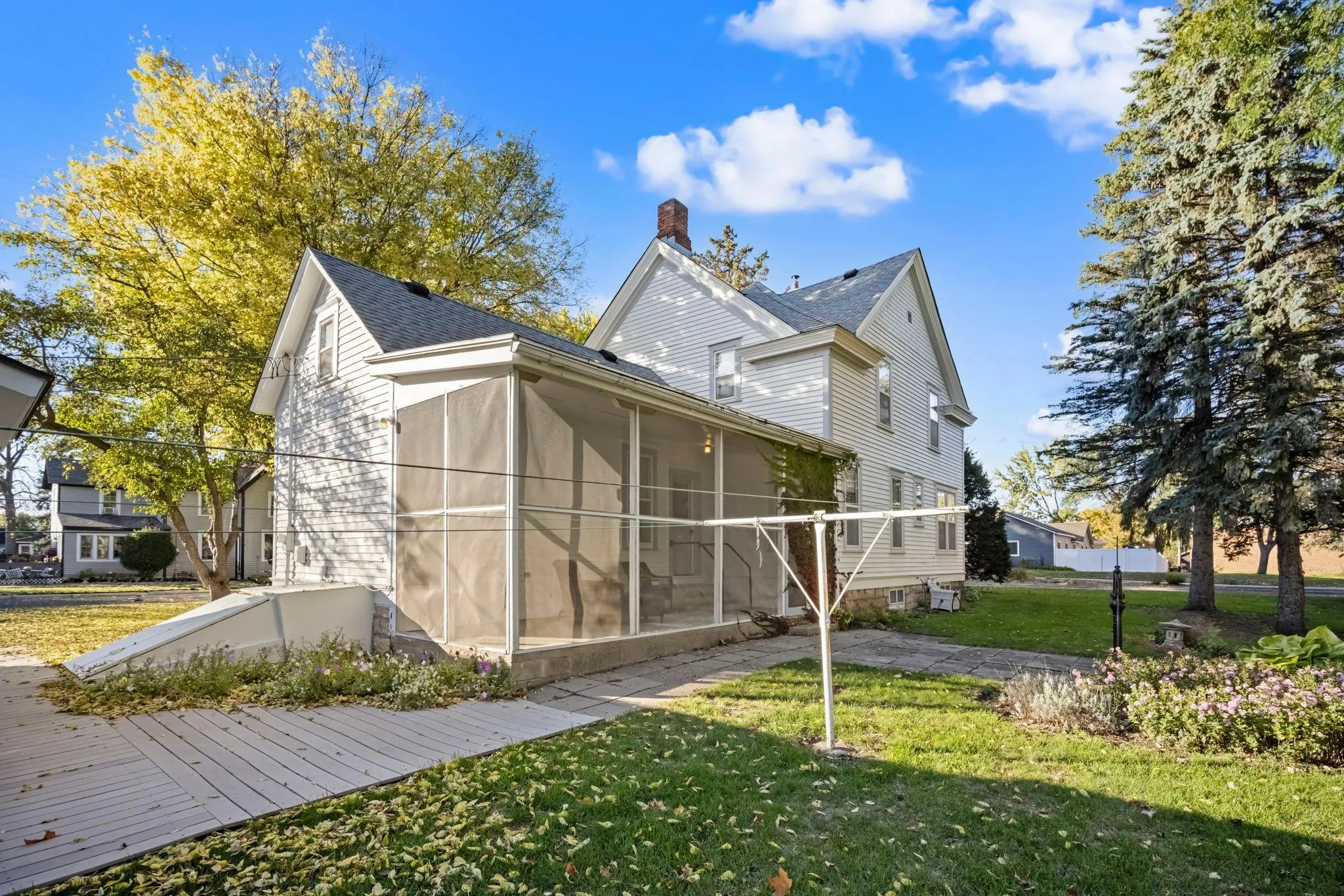 Photo 52 of 221 8th W Street