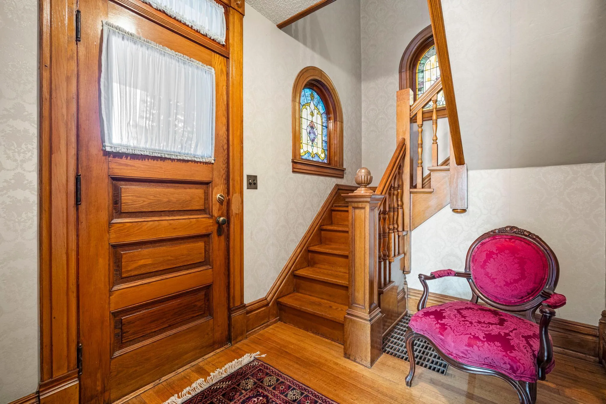 Photo 4 of 221 8th W Street