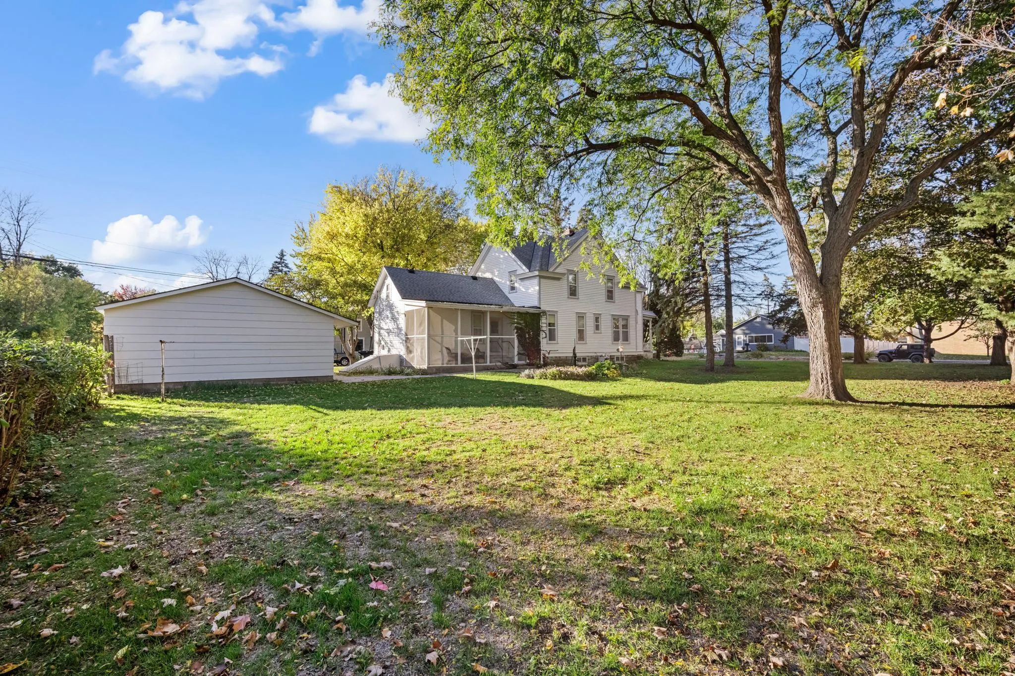 Photo 56 of 221 8th W Street