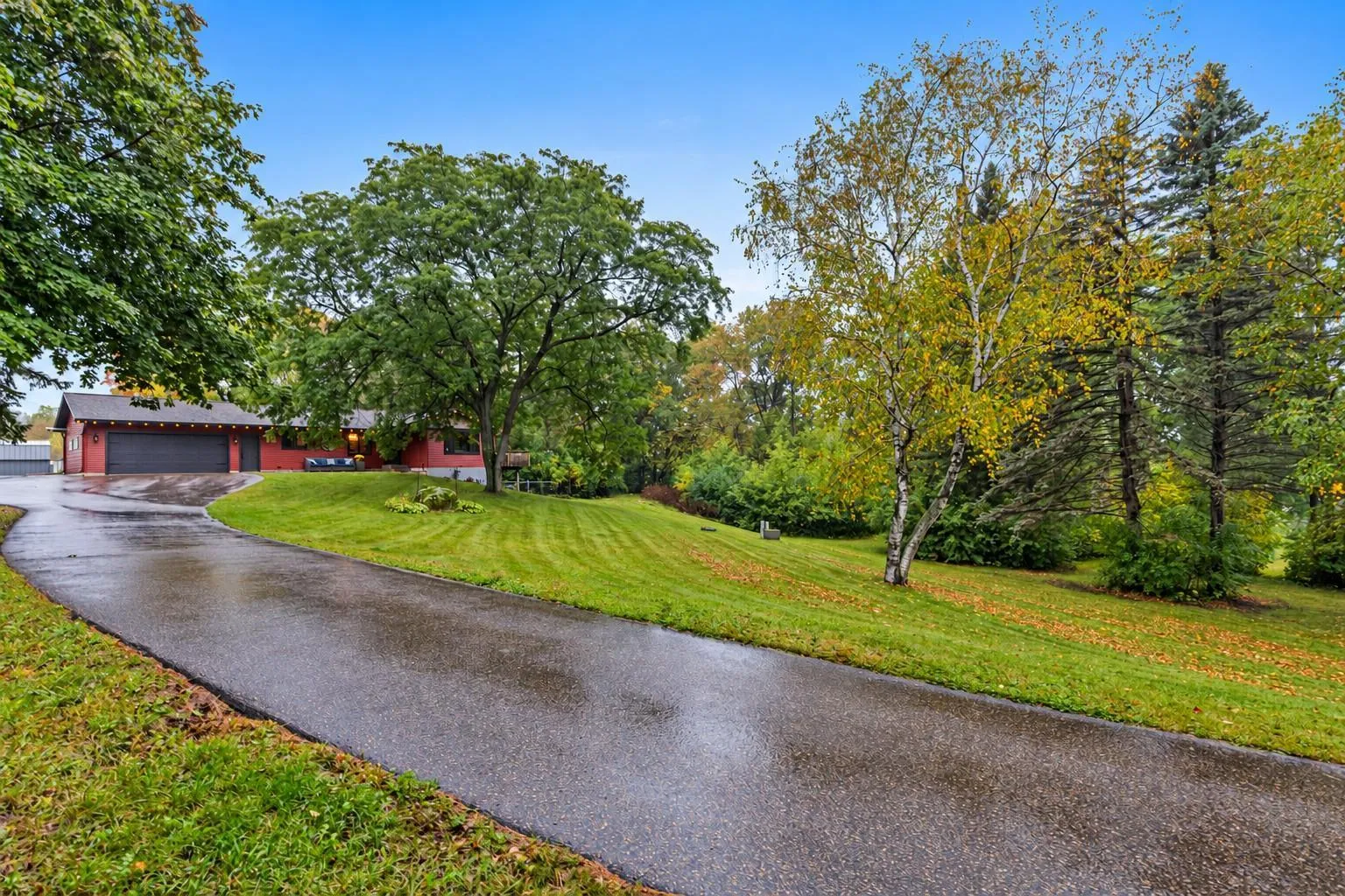 Photo 2 of 653 Deerwood Drive