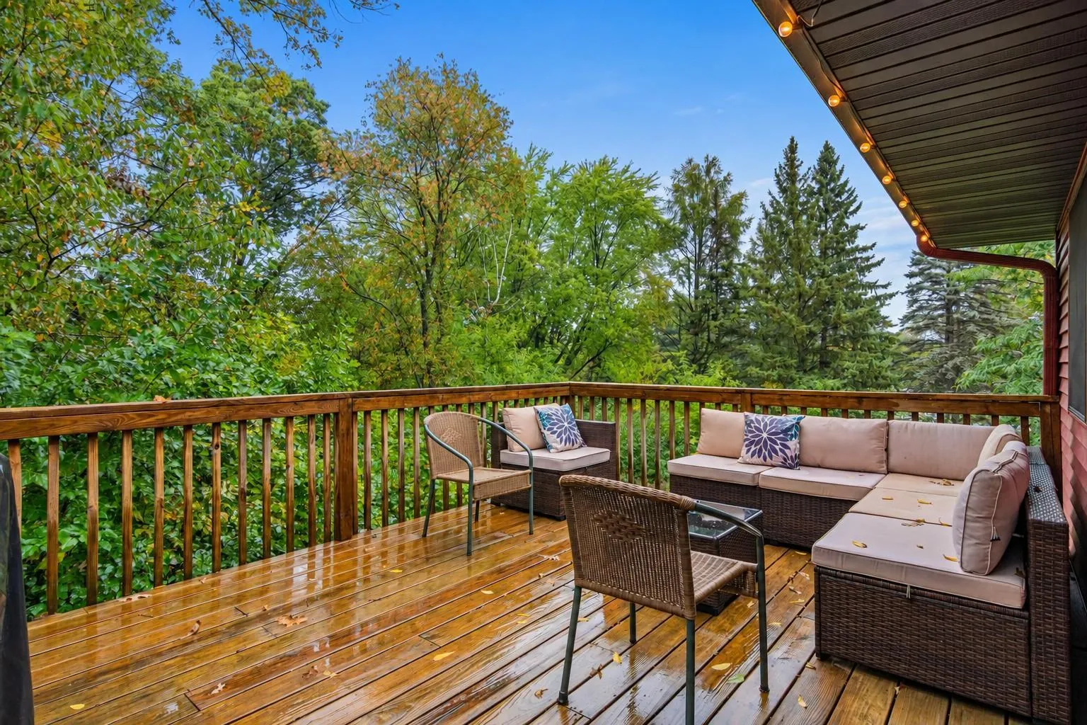 Photo 8 of 653 Deerwood Drive