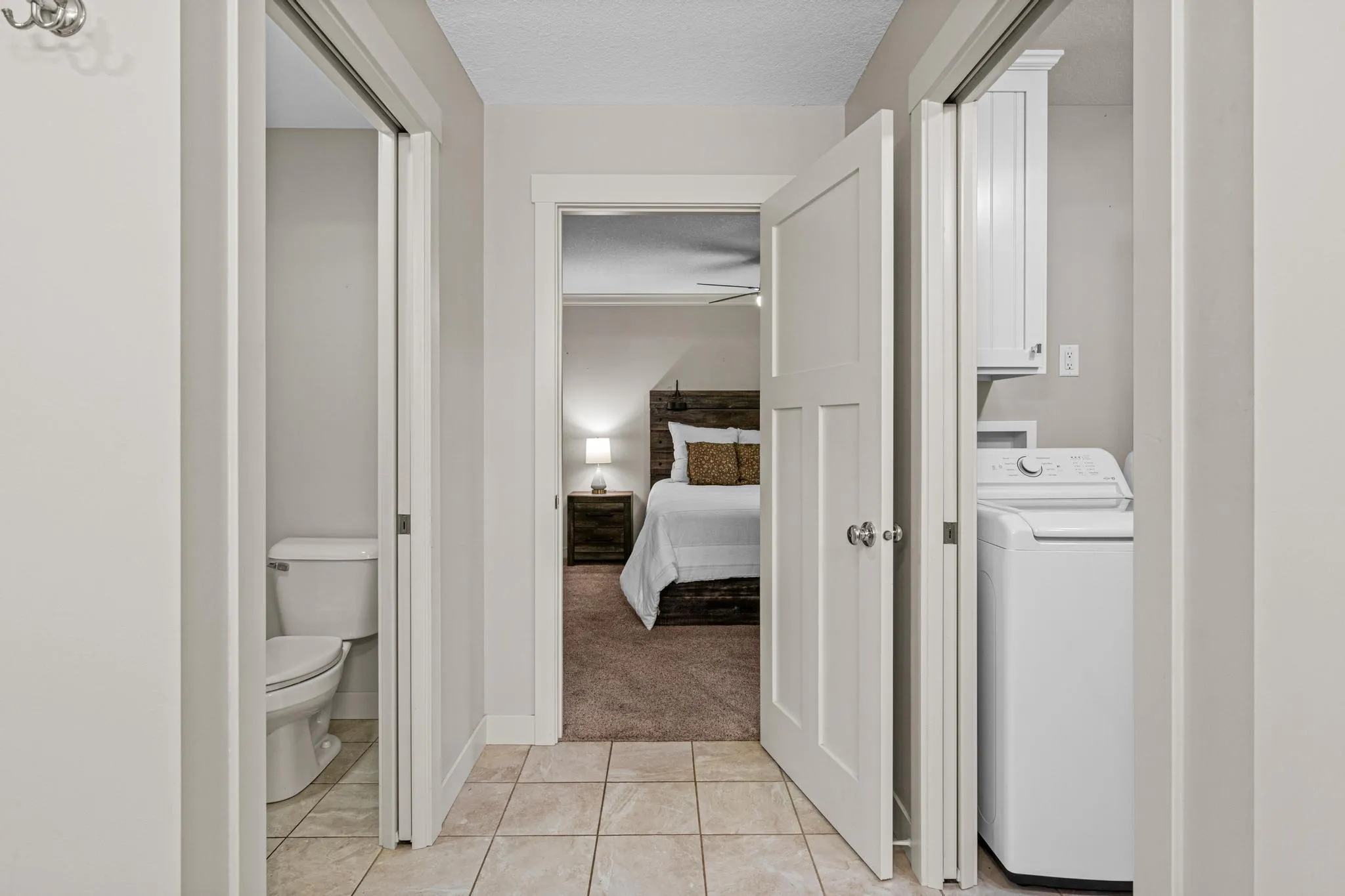 Photo 16 of 653 Deerwood Drive