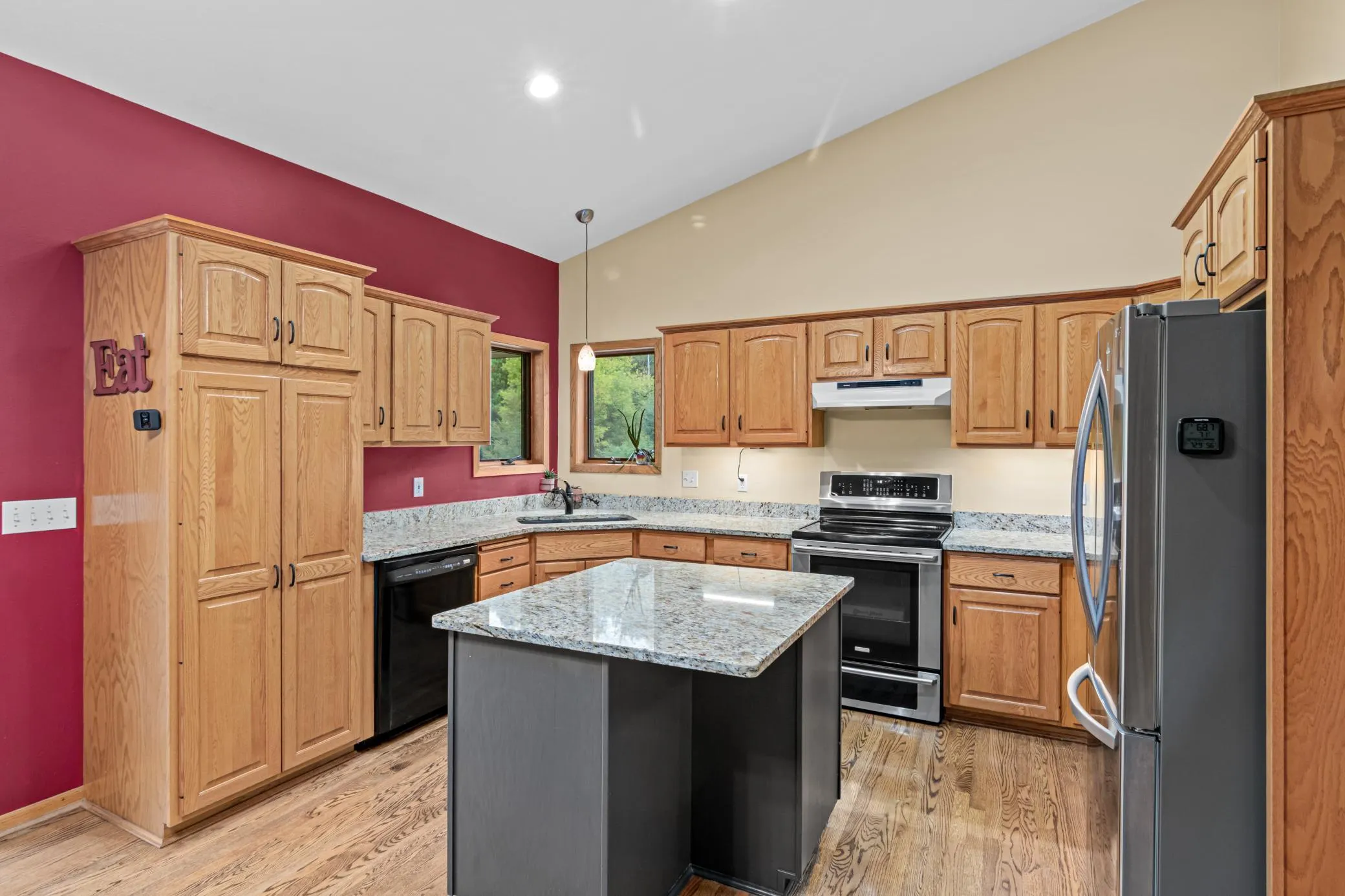 Photo 11 of 408 Johnson Drive