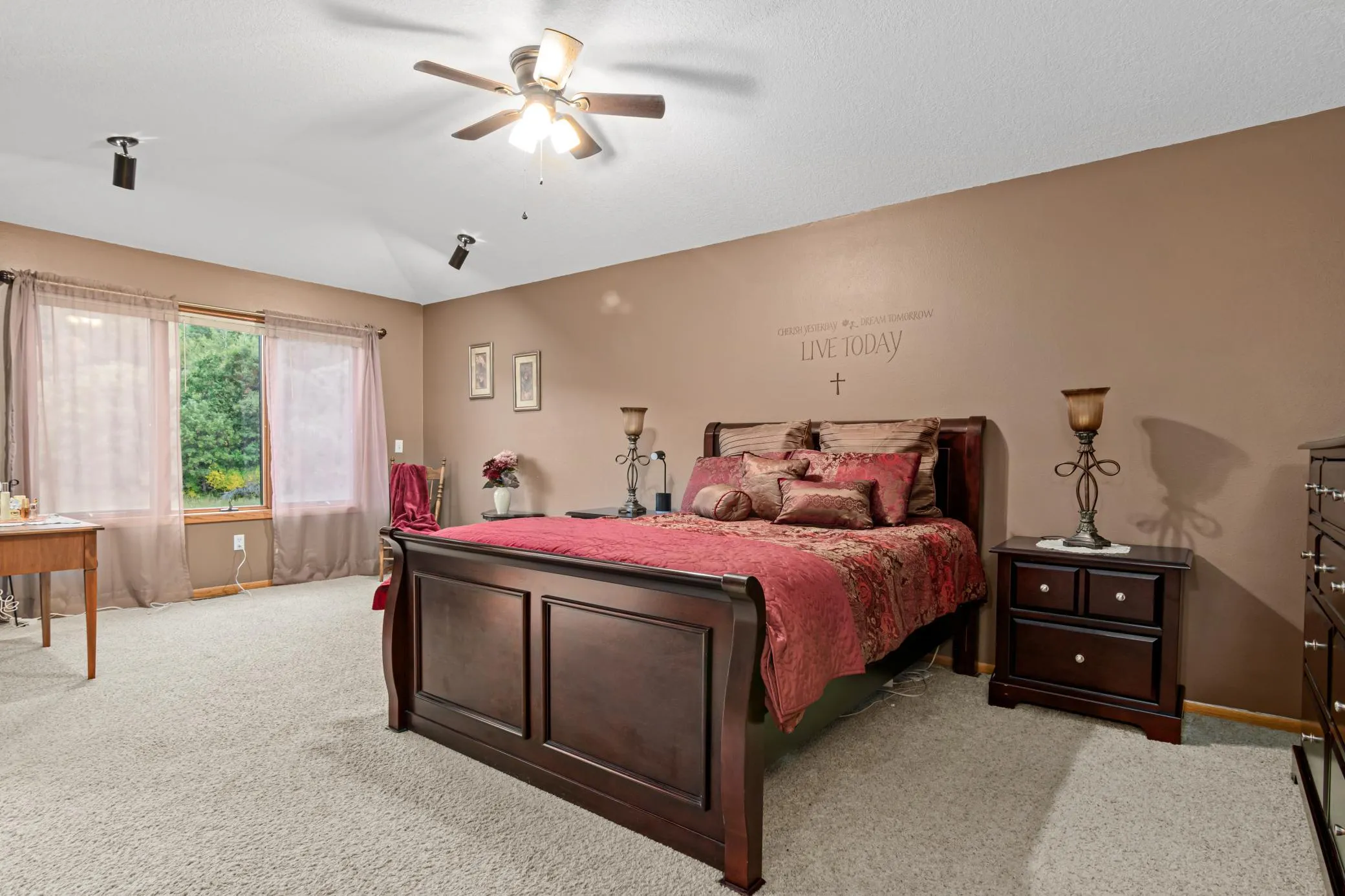 Photo 15 of 408 Johnson Drive
