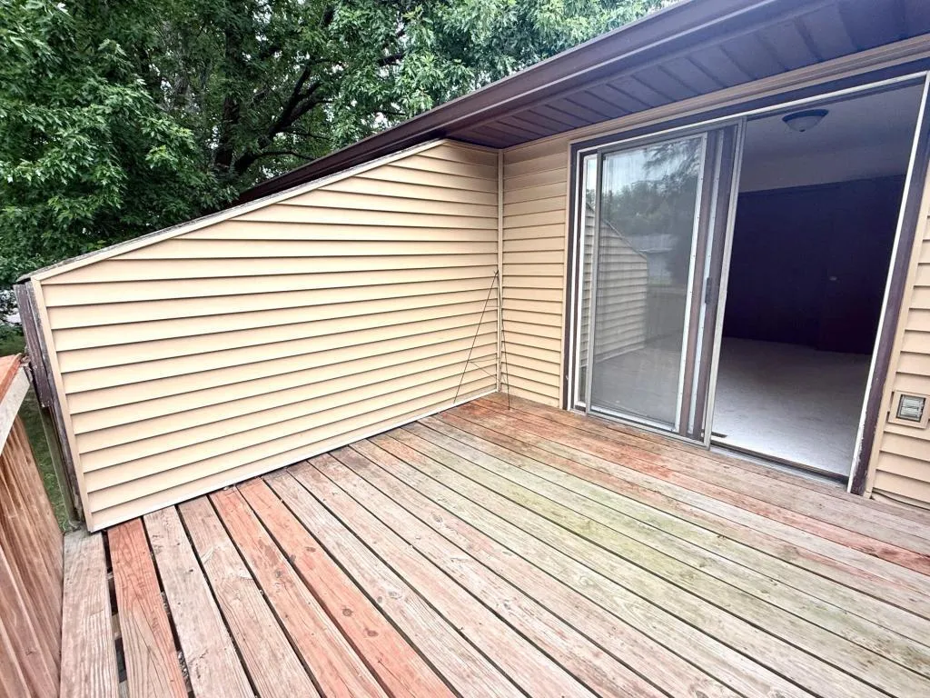 Photo 24 of 2129 49th E Way