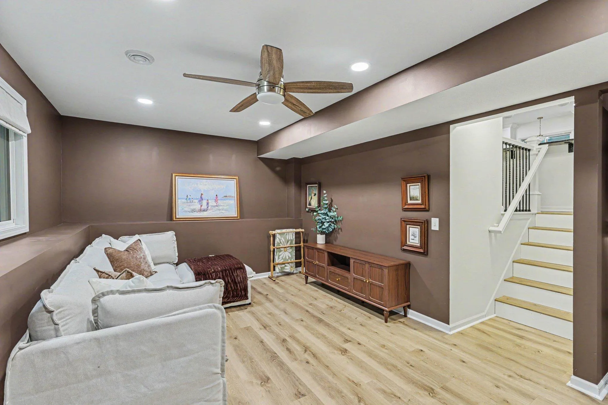 Photo 11 of 6112 Bartlett Boulevard