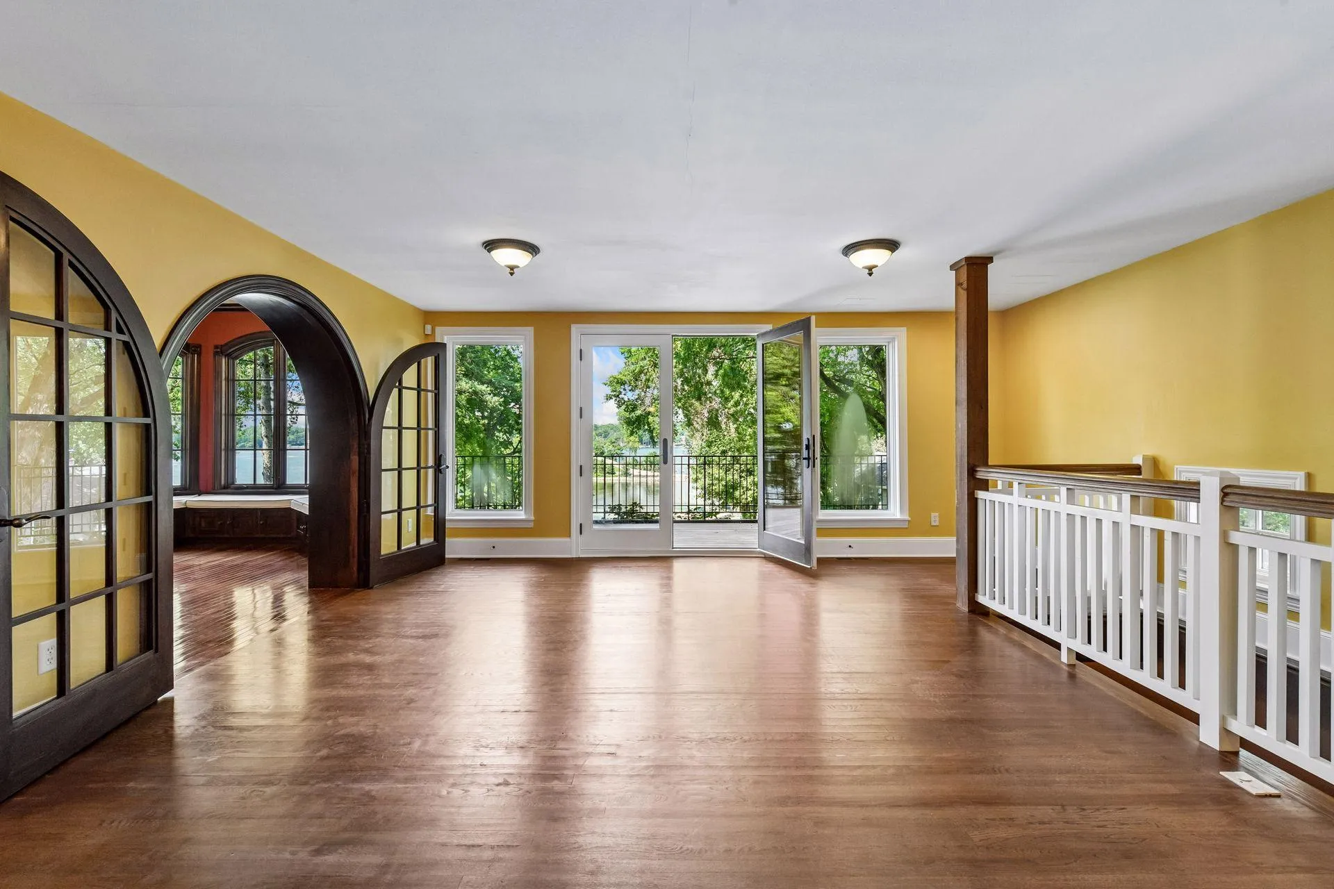 Photo 7 of 21210 Excelsior Boulevard