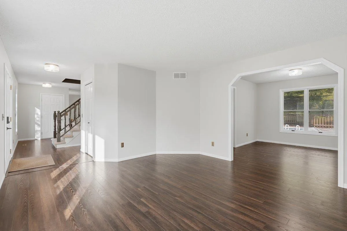 Photo 5 of 1497 Golf View Drive