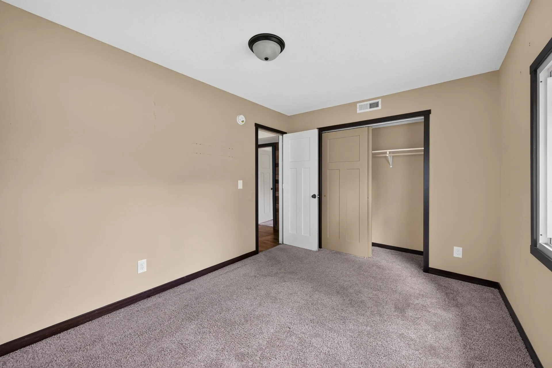 Photo 15 of 210 Euclid Avenue