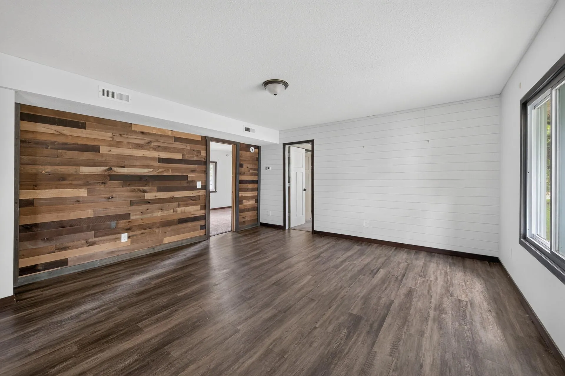 Photo 9 of 210 Euclid Avenue
