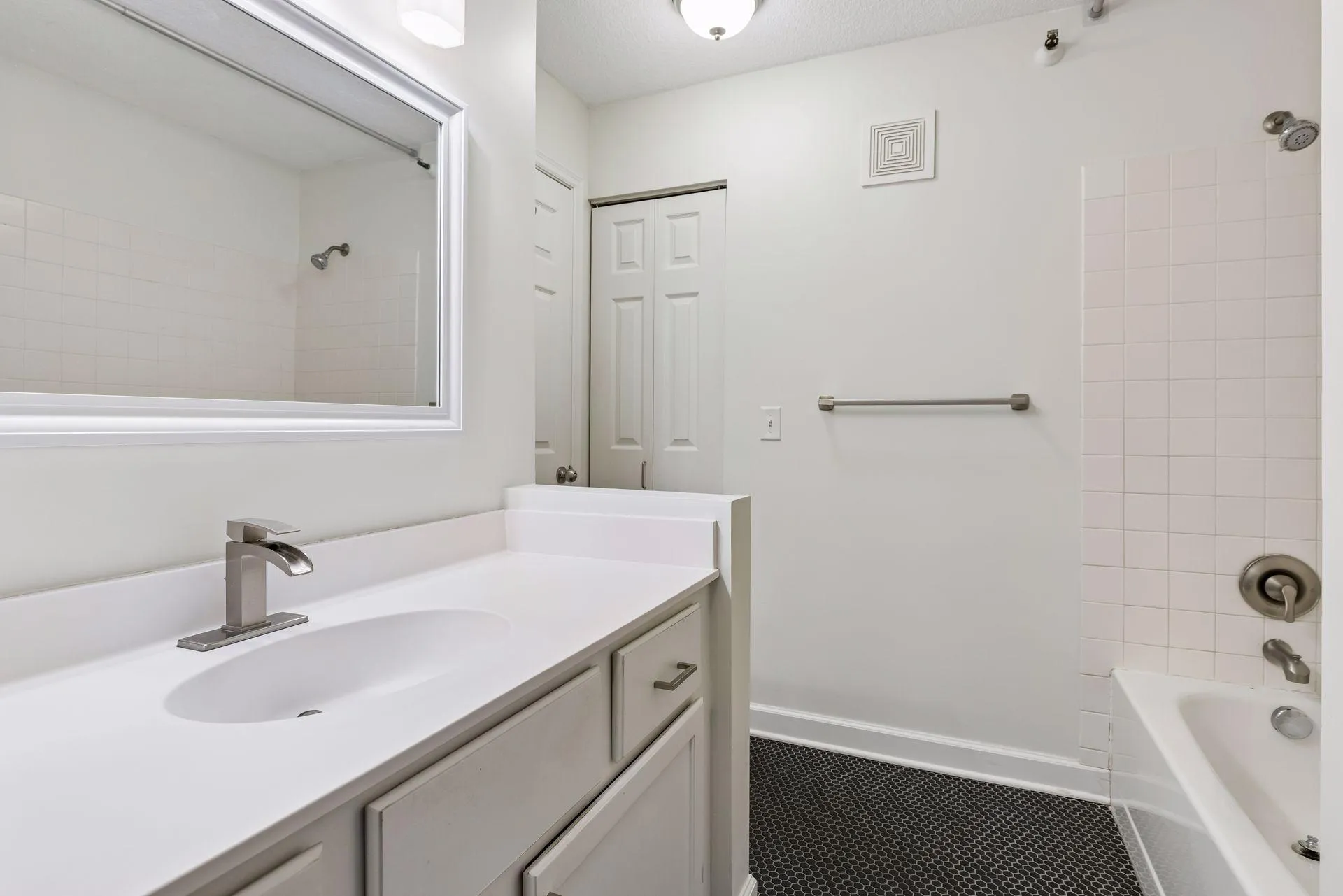 Photo 20 of 7610 York S Avenue Unit 3109
