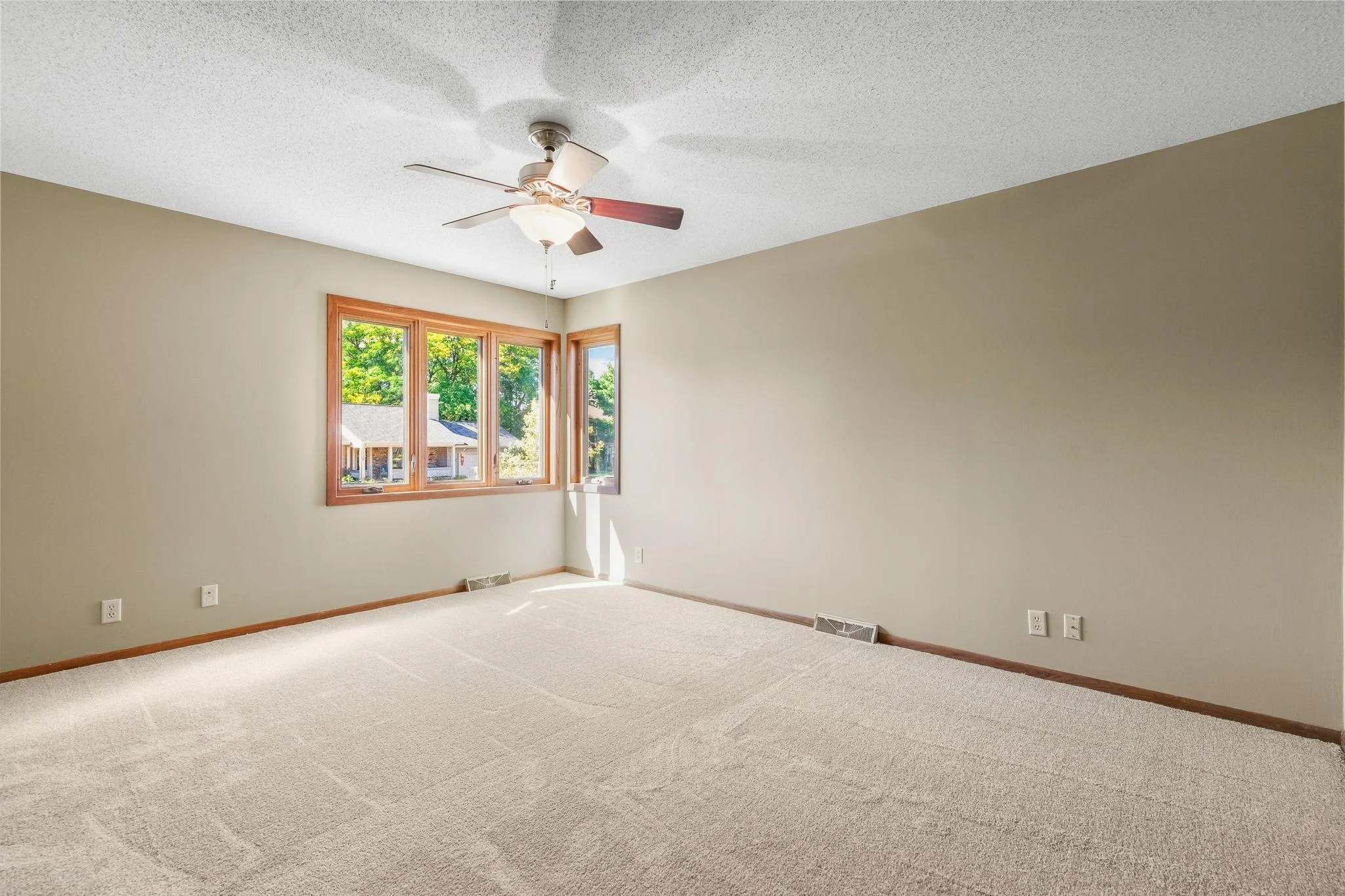 Photo 23 of 1719 Cudd Circle
