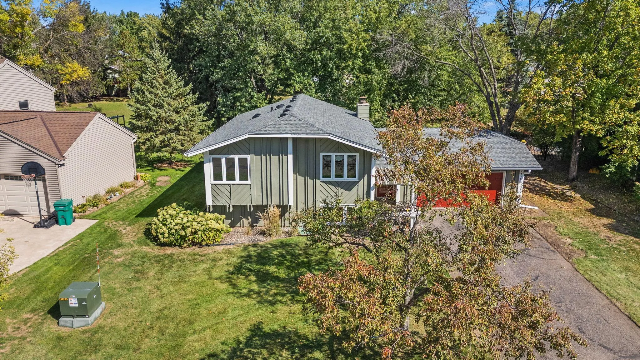Photo 3 of 1719 Cudd Circle