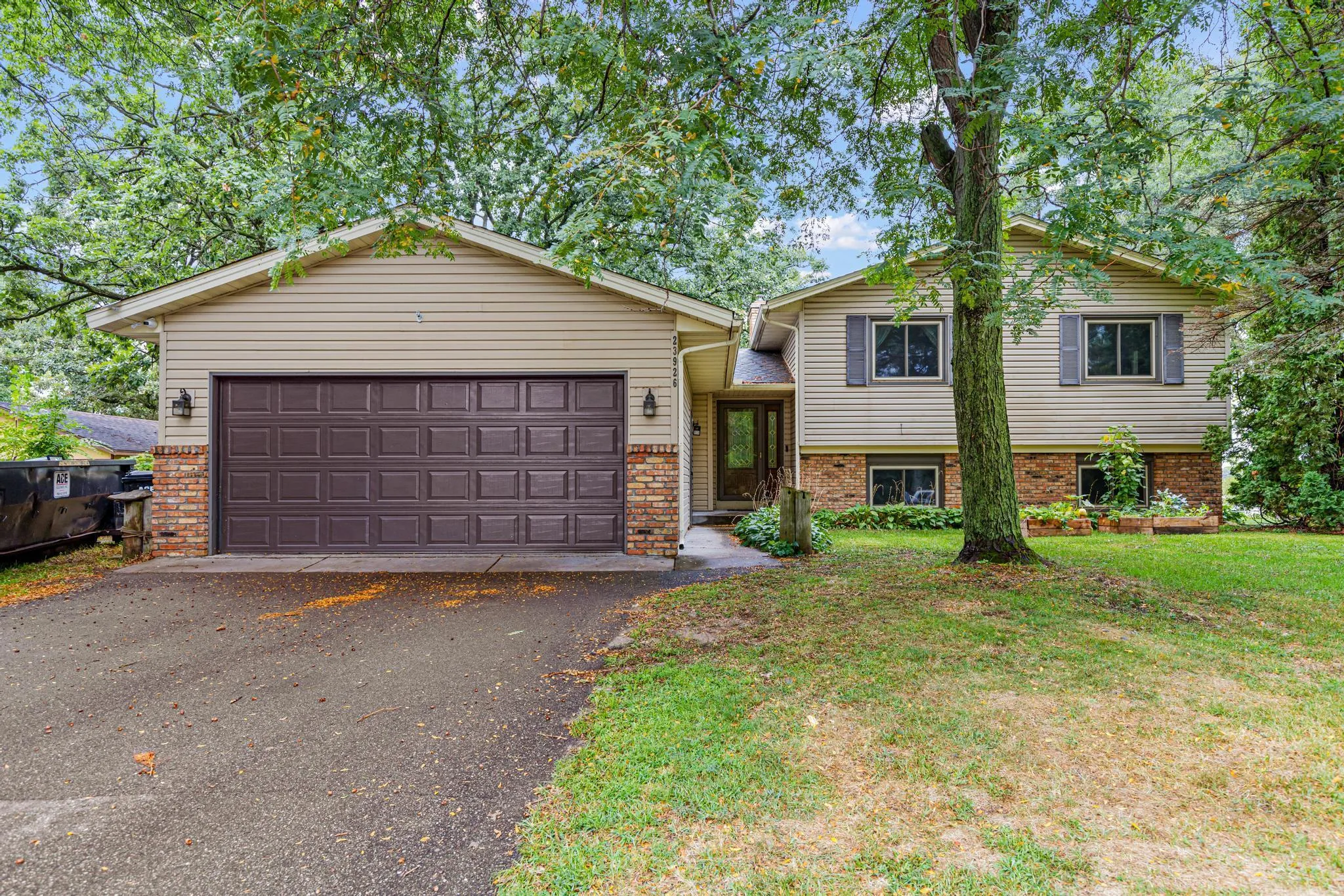 Photo 18 of 23926 Fillmore Ne Street