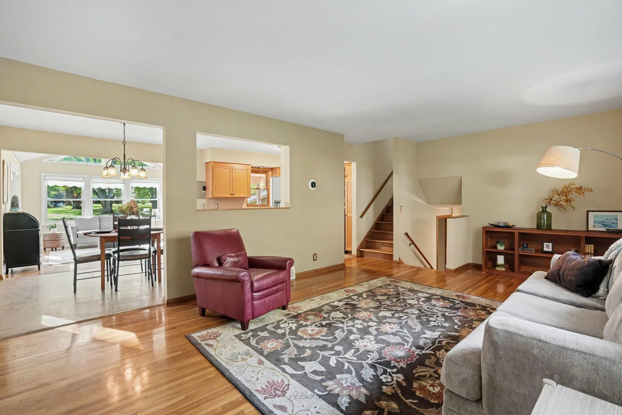 Photo 5 of 16401 Temple S Drive