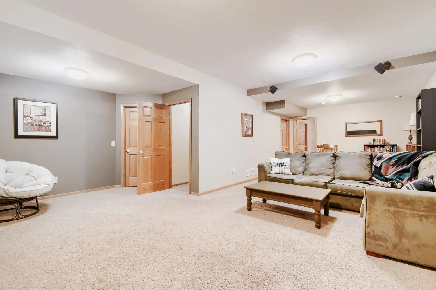 Photo 6 of 752 Melville Circle