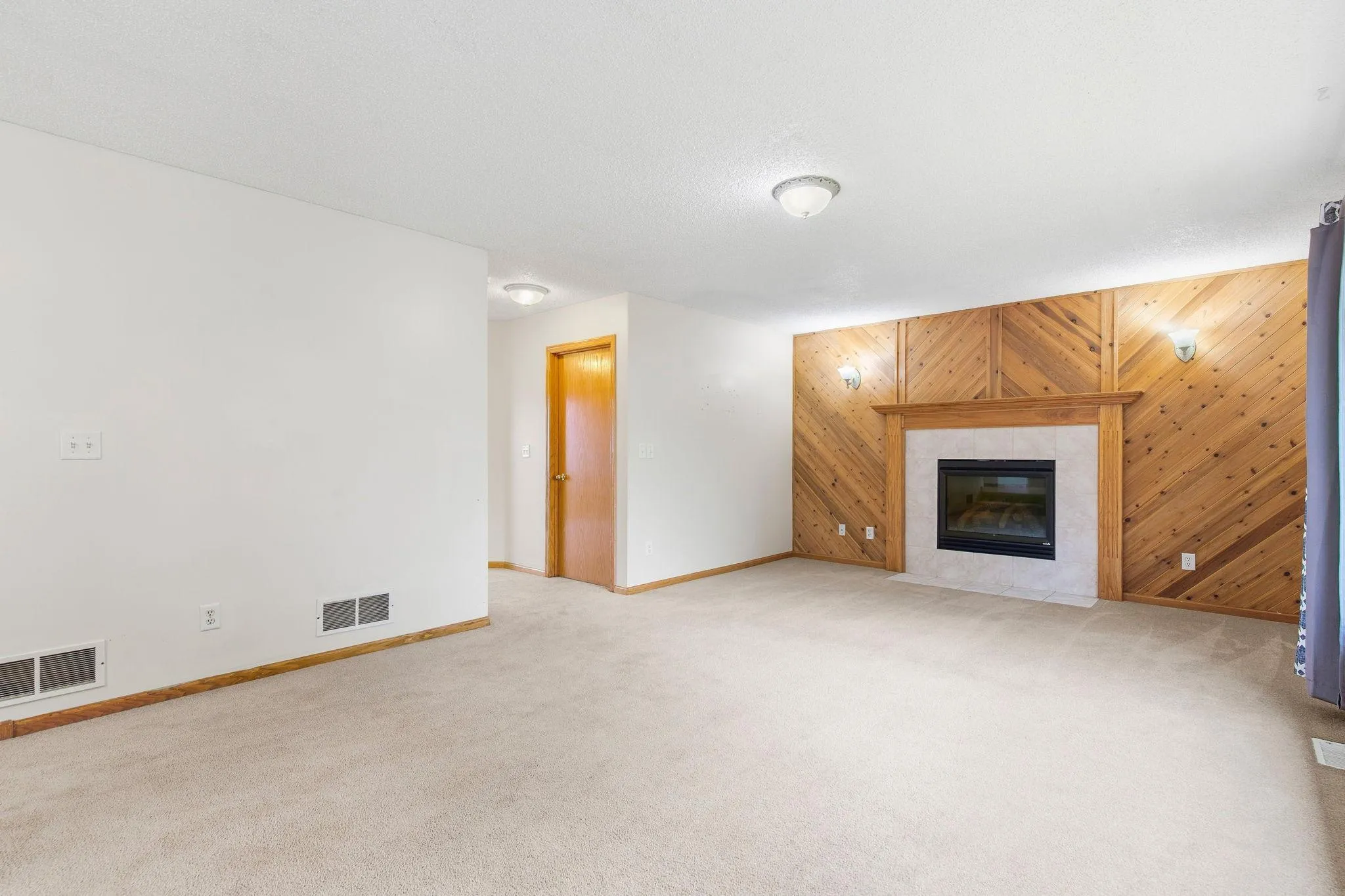 Photo 8 of 400 Durango Drive